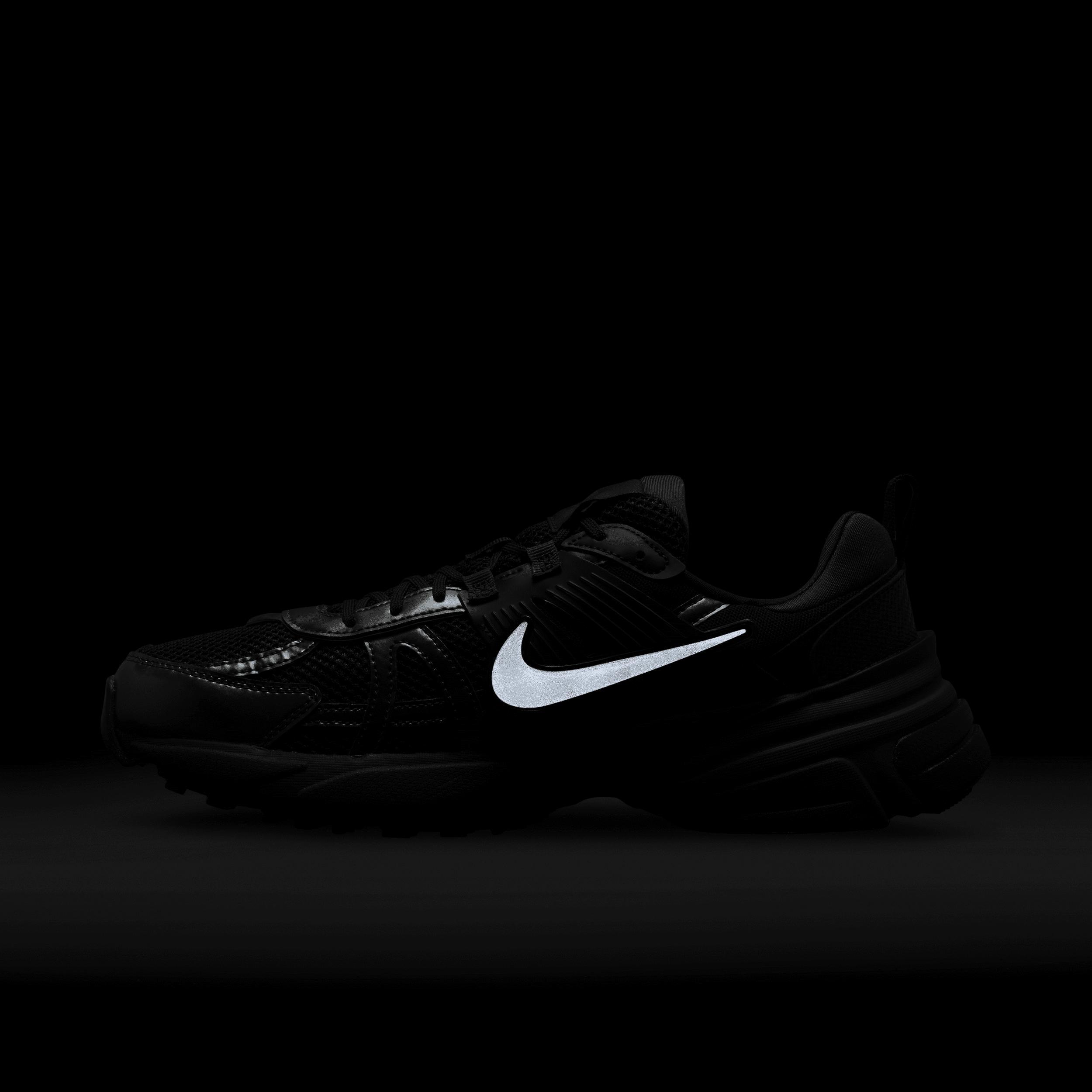 Nike Mens Nike V2K Run - Mens Running Shoes Product Image