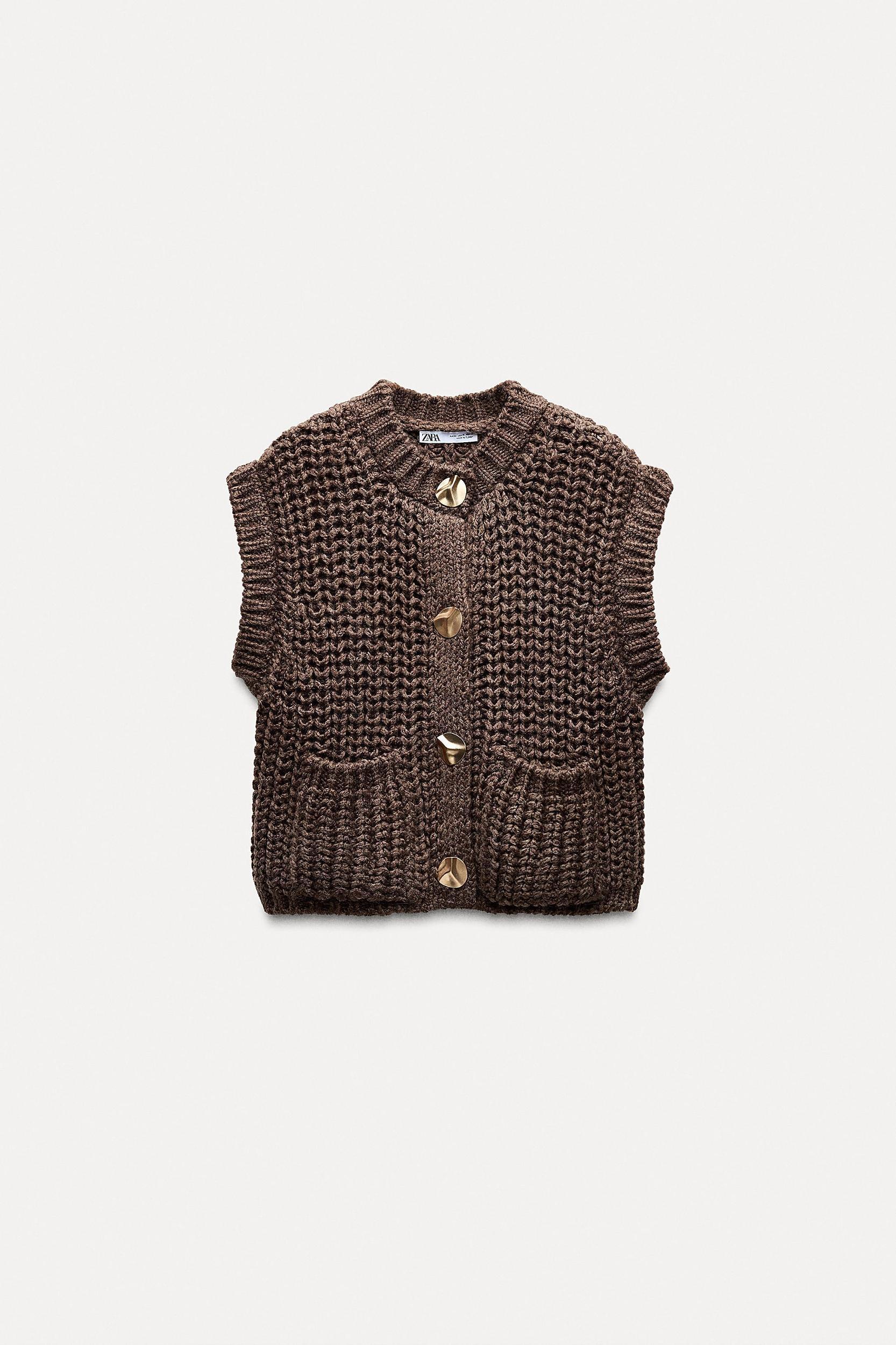CHUNKY KNIT SWEATER VEST Product Image