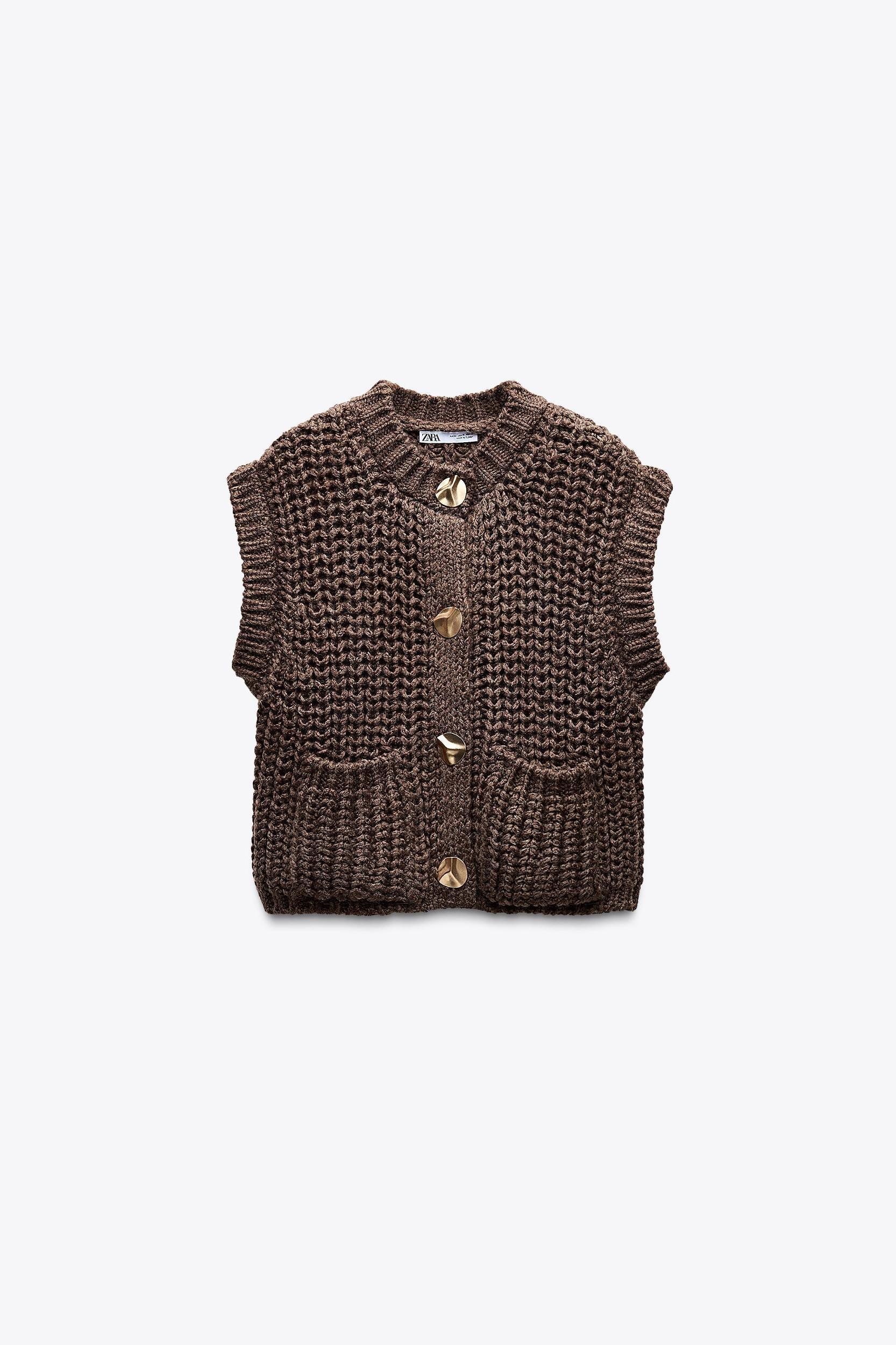 CHUNKY KNIT SWEATER VEST Product Image