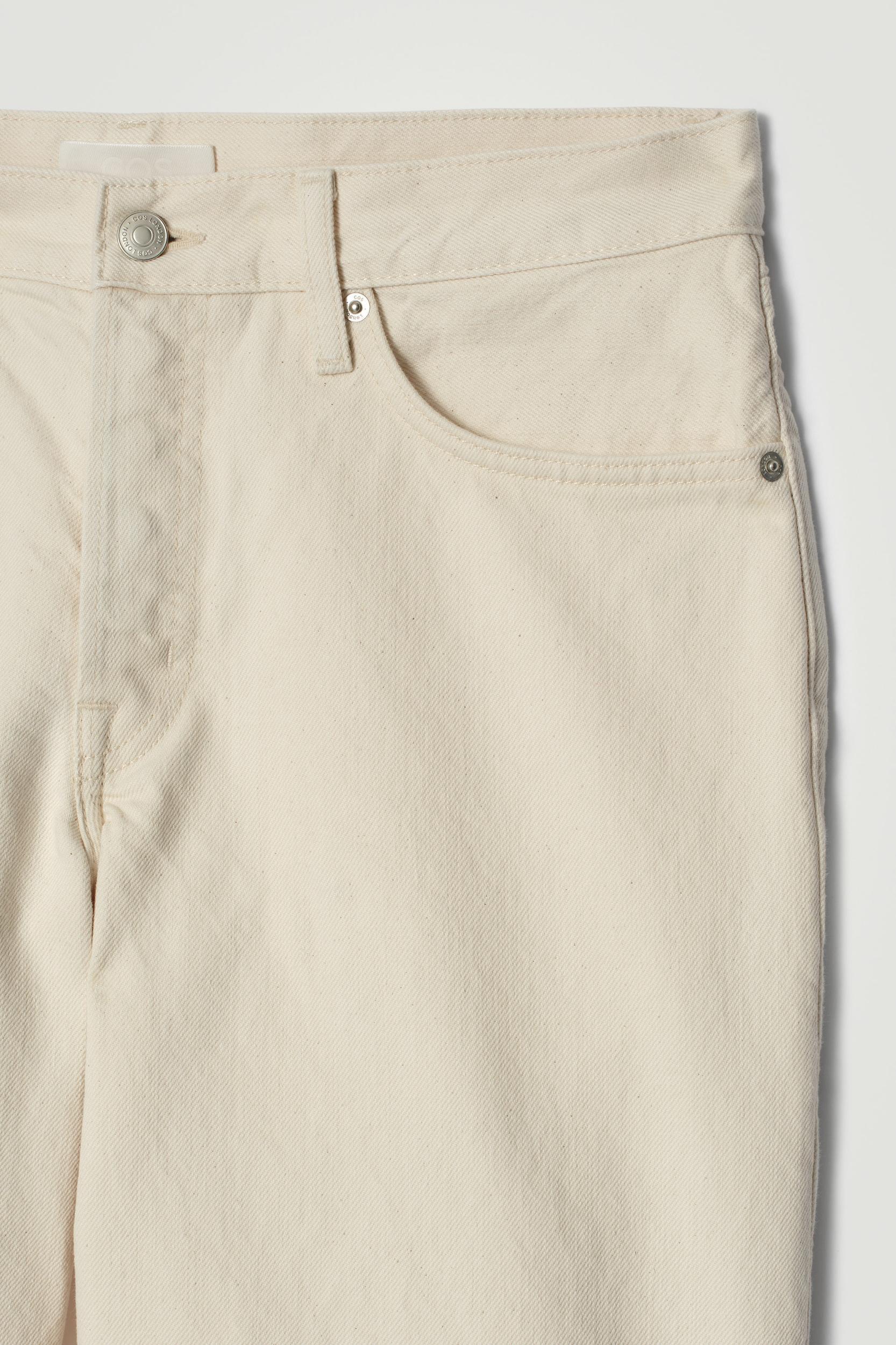 DENIM SHORTS Product Image