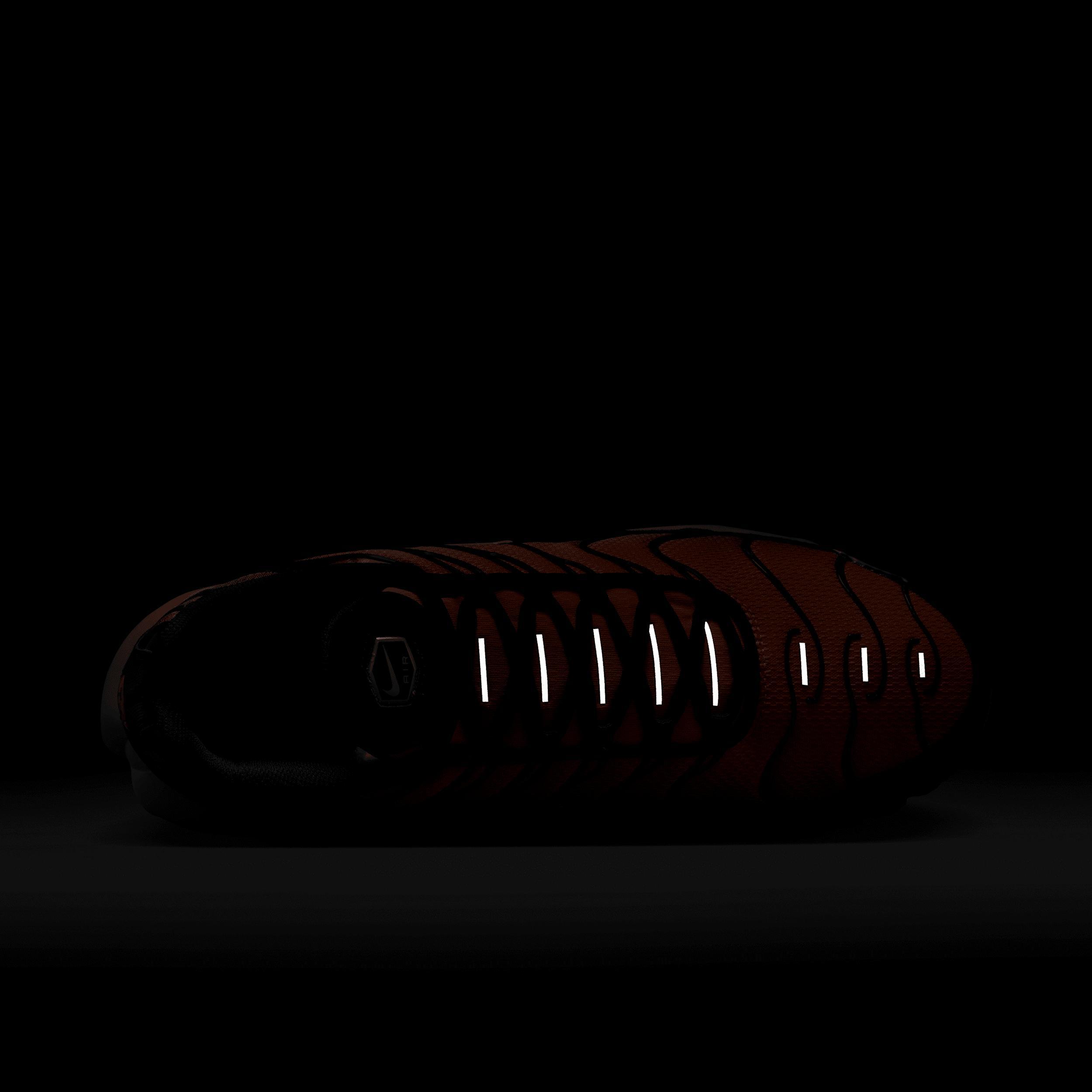 Nike Men's Air Max Plus Shoes Product Image