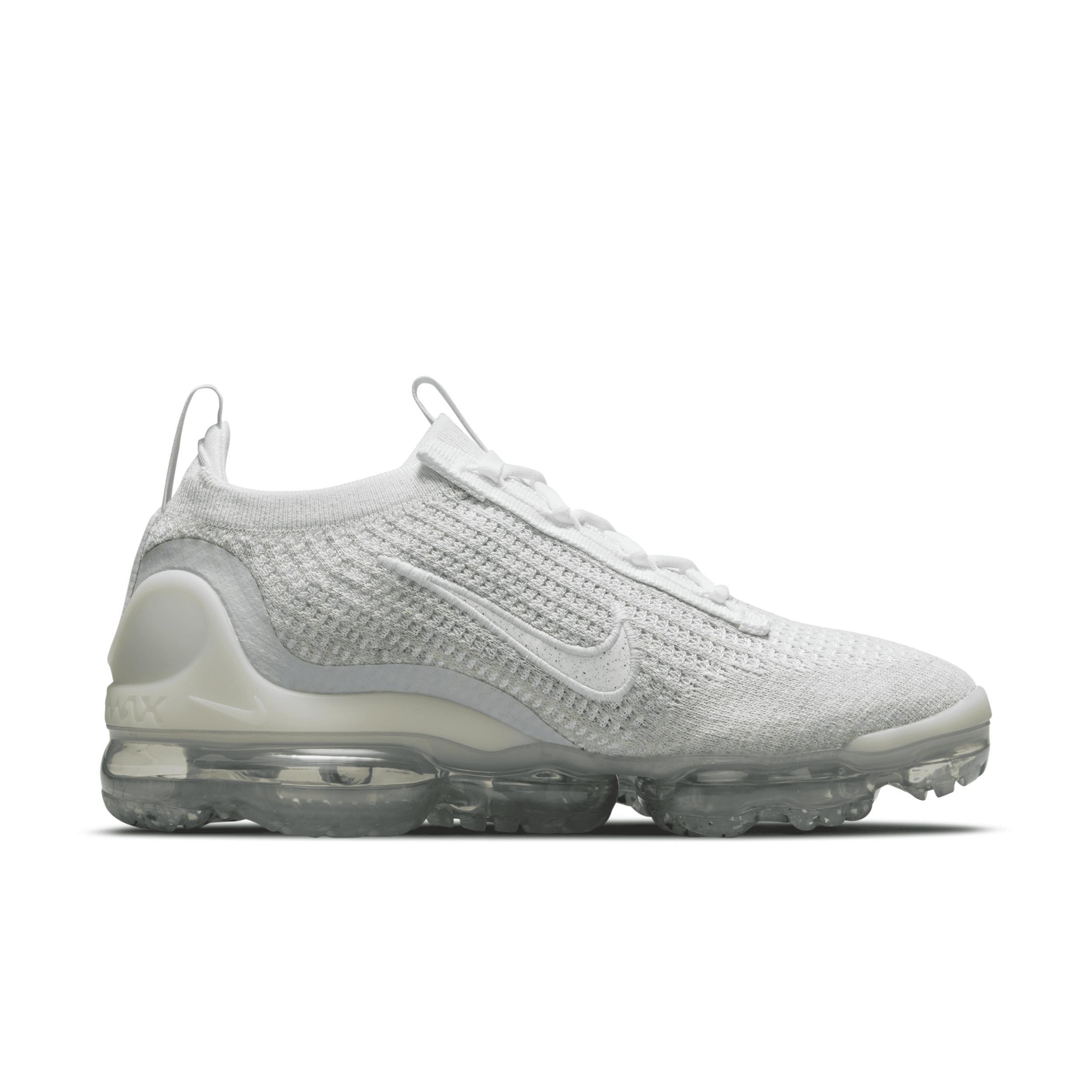 Nike Air Vapormax 2021 FK Women's Shoes Product Image