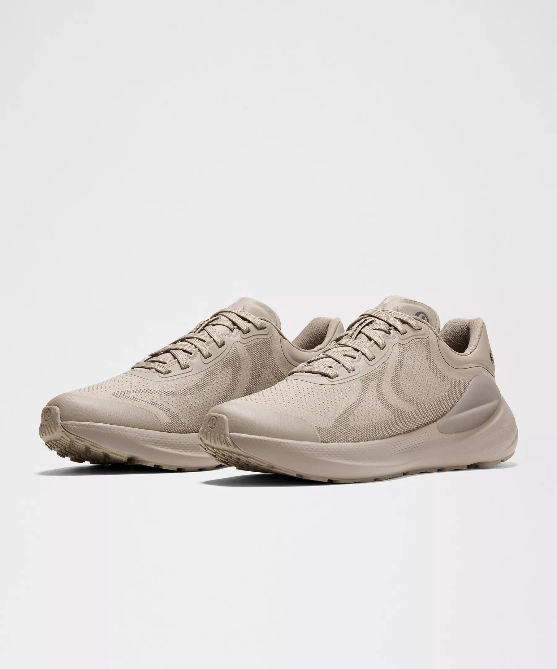 Men's Beyondfeel Waterproof Running Shoe Product Image