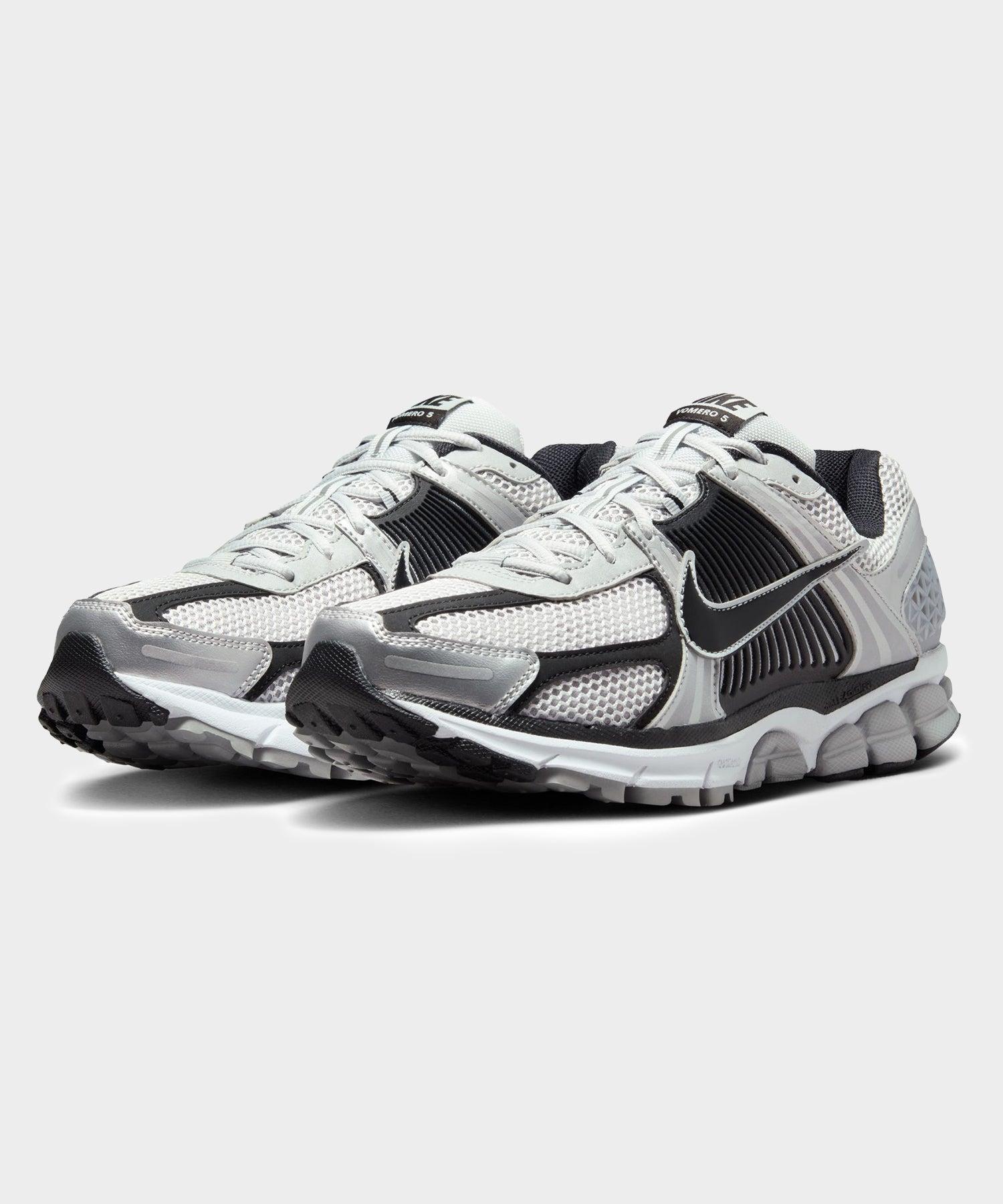 Nike Zoom Vomero in Metallic Silver + Pure Platinum Product Image