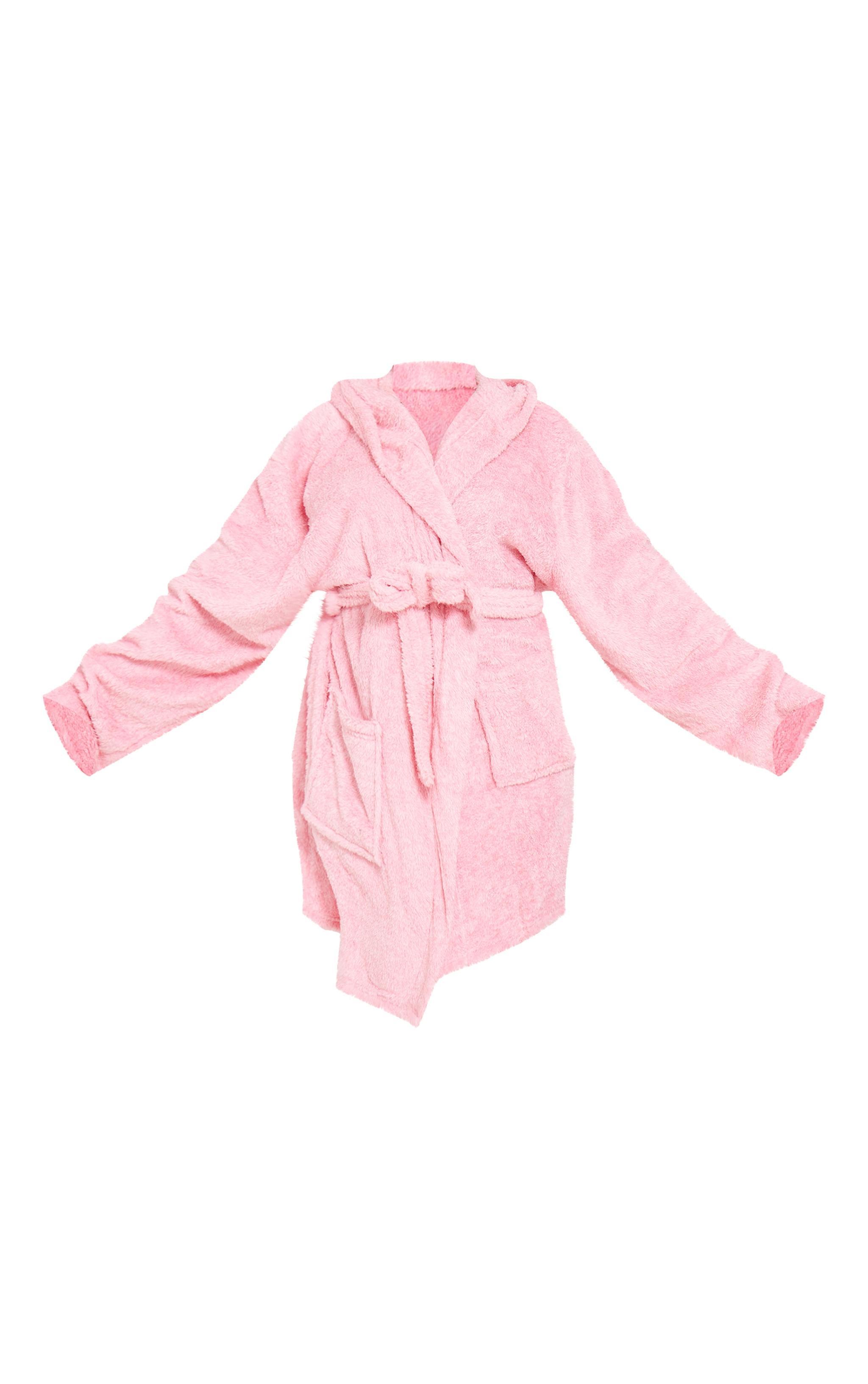 PRETTYLITTLETHING Plus Pink Fluffy Bath Robe Product Image