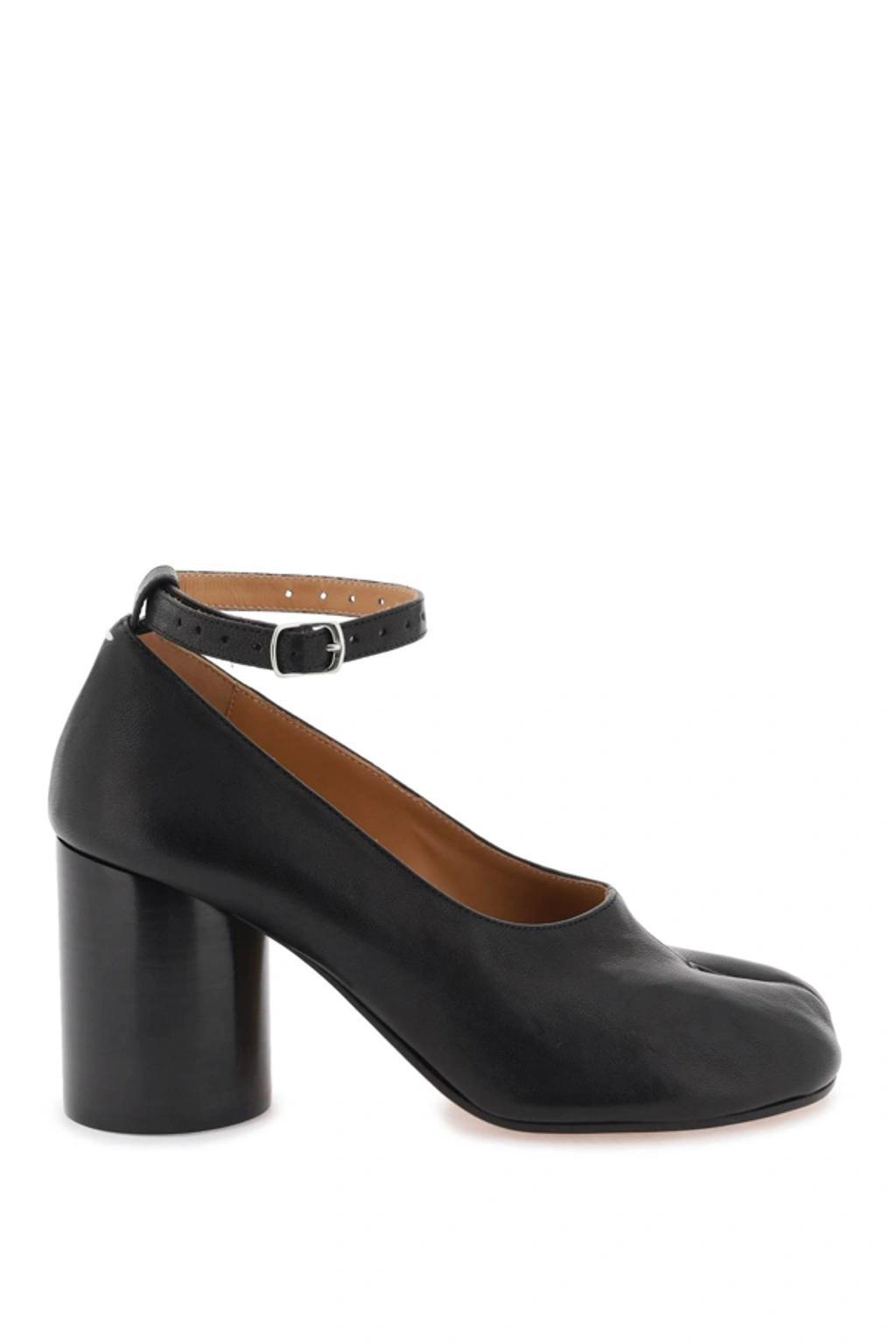 Tabi Mary Jane Pumps In Black Product Image