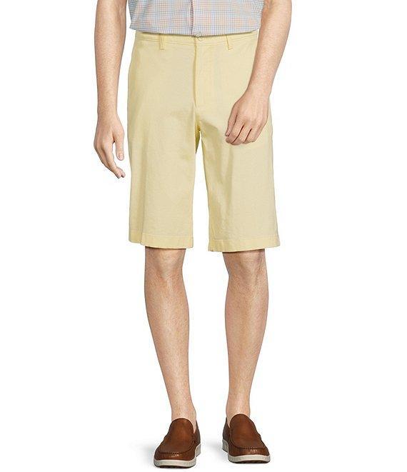 Roundtree & Yorke The Cloud Short Washed Classic Fit Flat Front 13#double; Inseam Chino Shorts Product Image