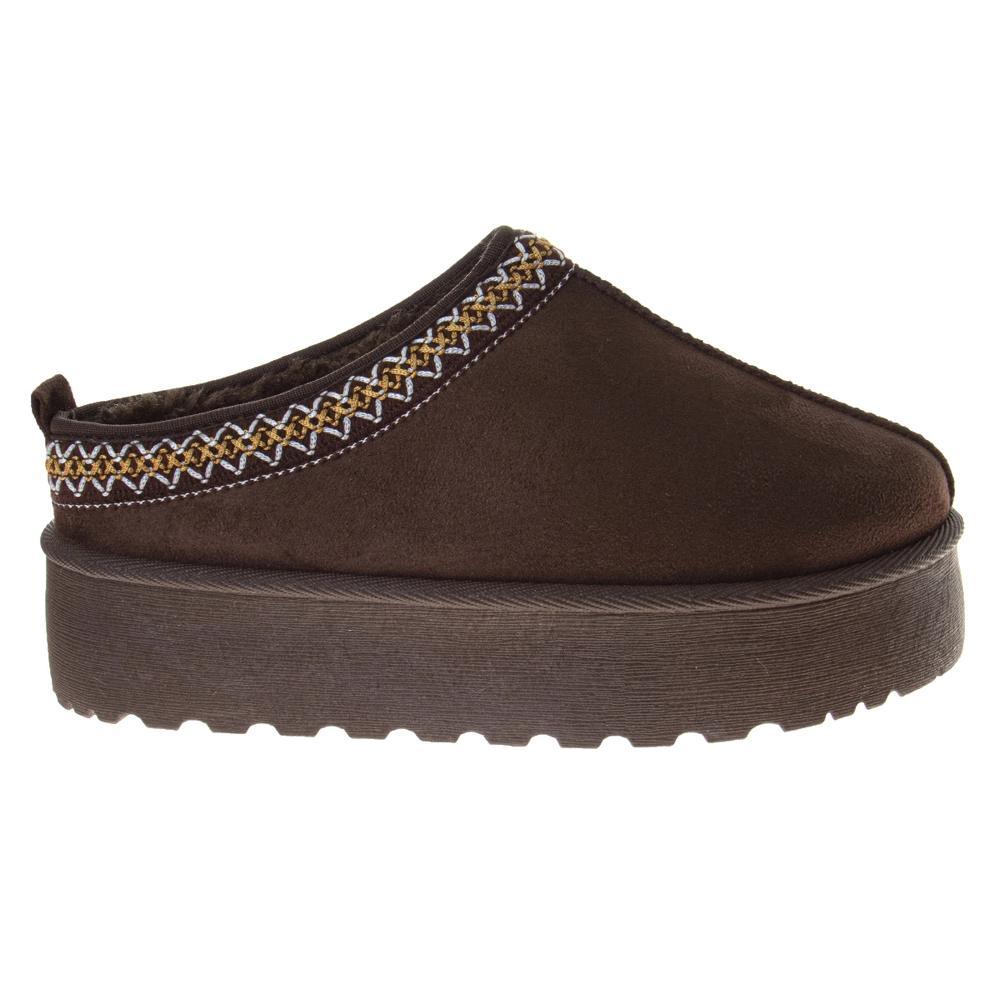 Avalanche Women's Slip-On Cozy Slippers Product Image