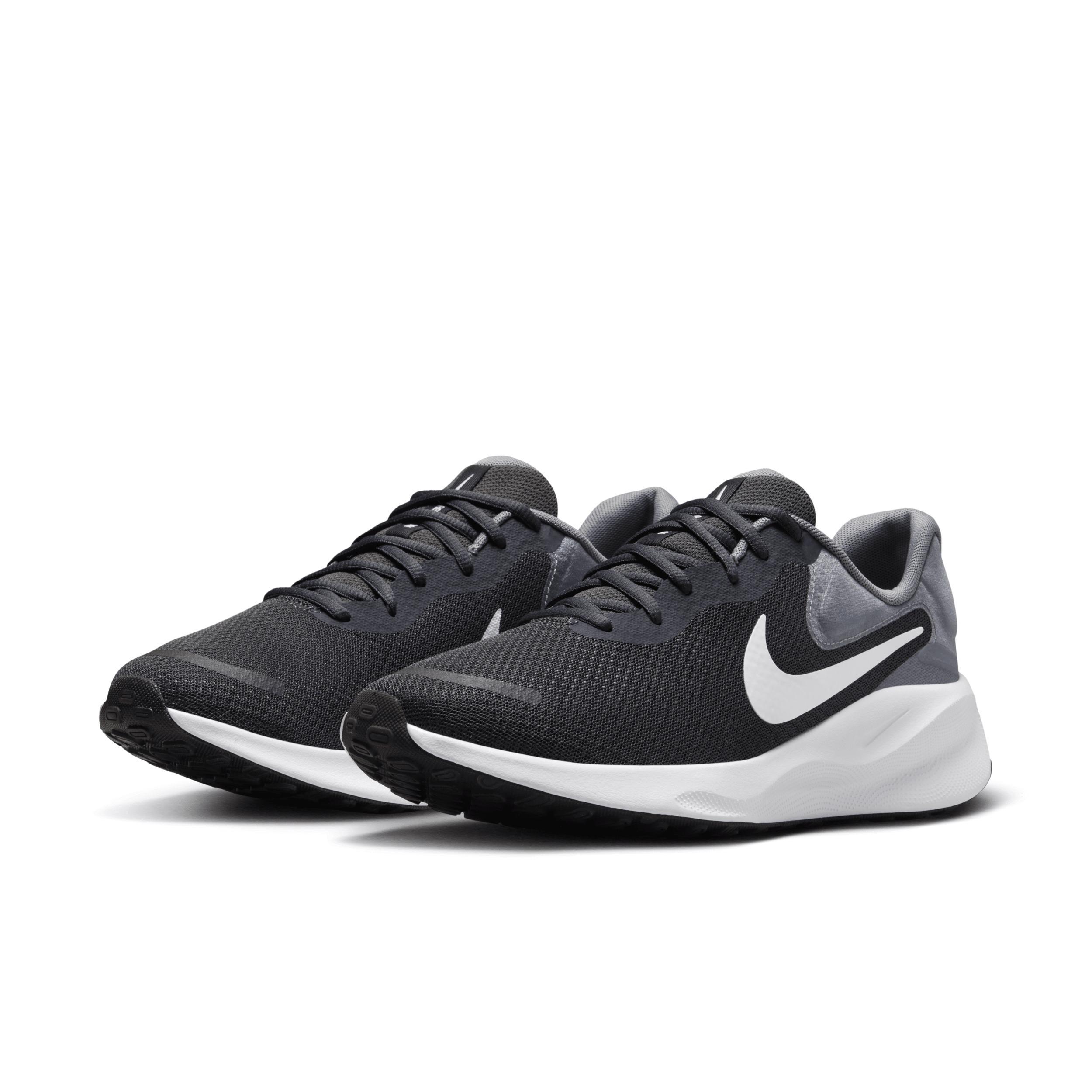 Nike Men's Revolution 7 Road Running Shoes Product Image