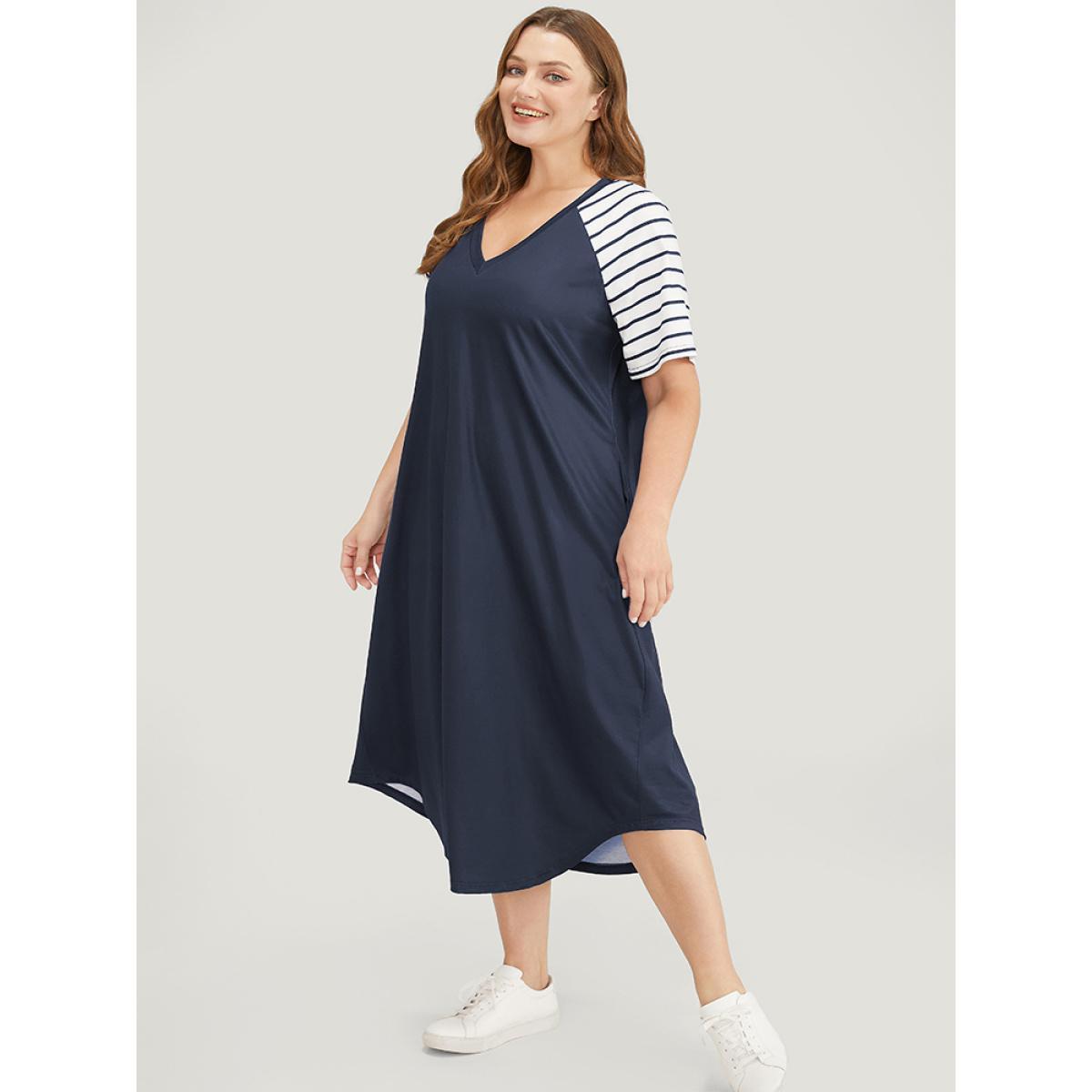 Plus Size Striped Raglan Sleeve Pocket Arc Hem Dress Navy Women Casual Arc Hem V-neck Short sleeve Curvy Midi Dress BloomChic 12/L Product Image