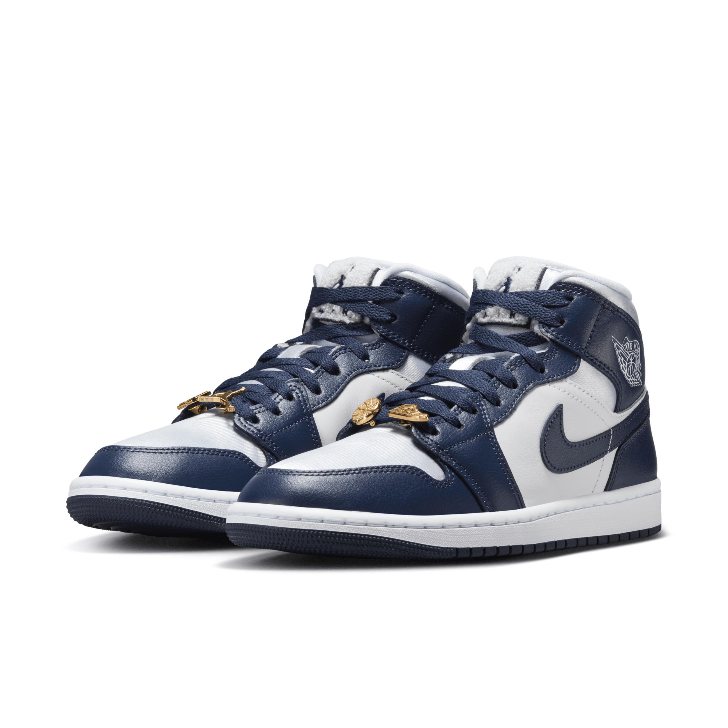 Women's Air Jordan 1 Mid SE Shoes Product Image