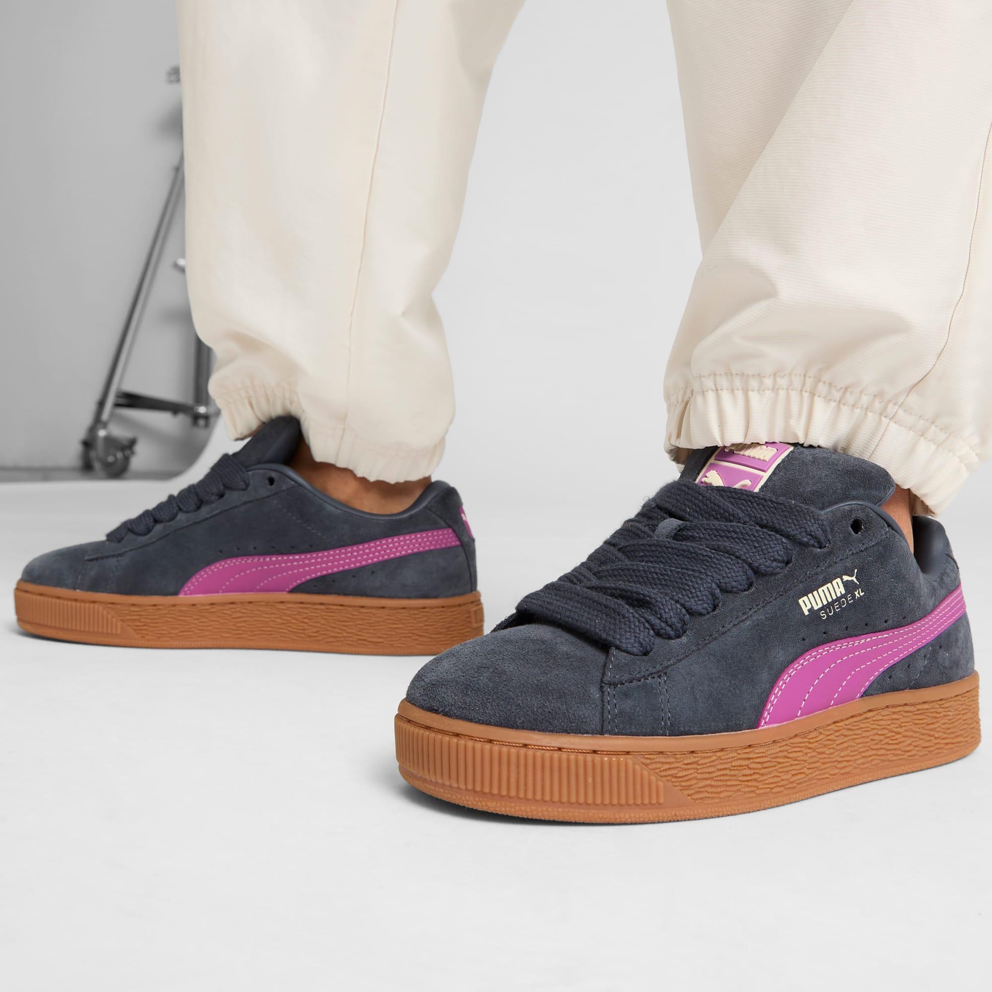 Suede XL Women's Sneakers Product Image