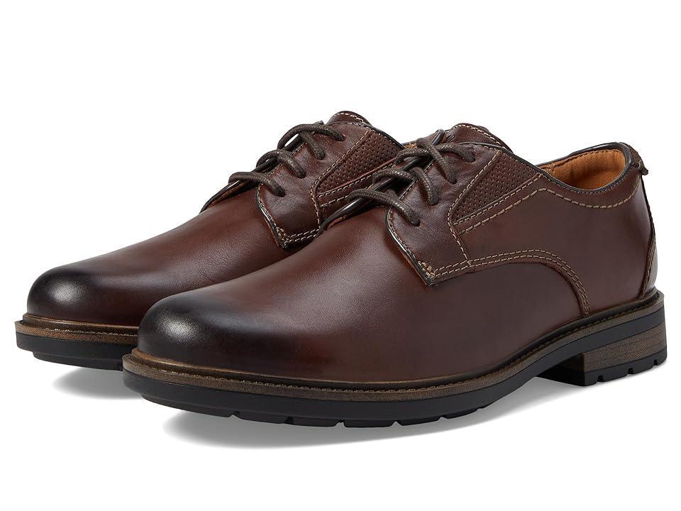 Clarks Un Shire Low Leather) Men's Lace-up Boots Product Image