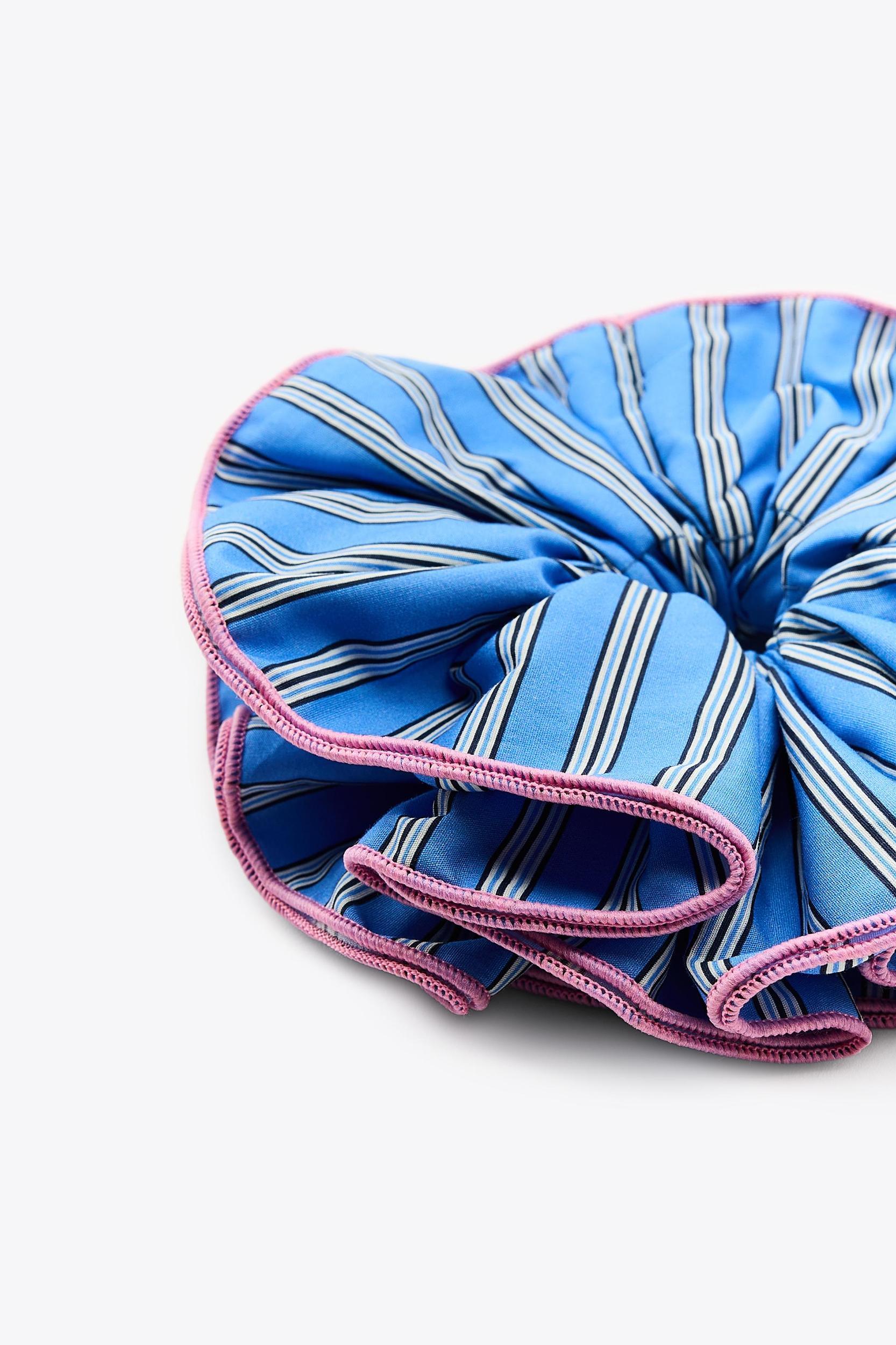CONTRAST STRIPE MAXI SCRUNCHIE Product Image