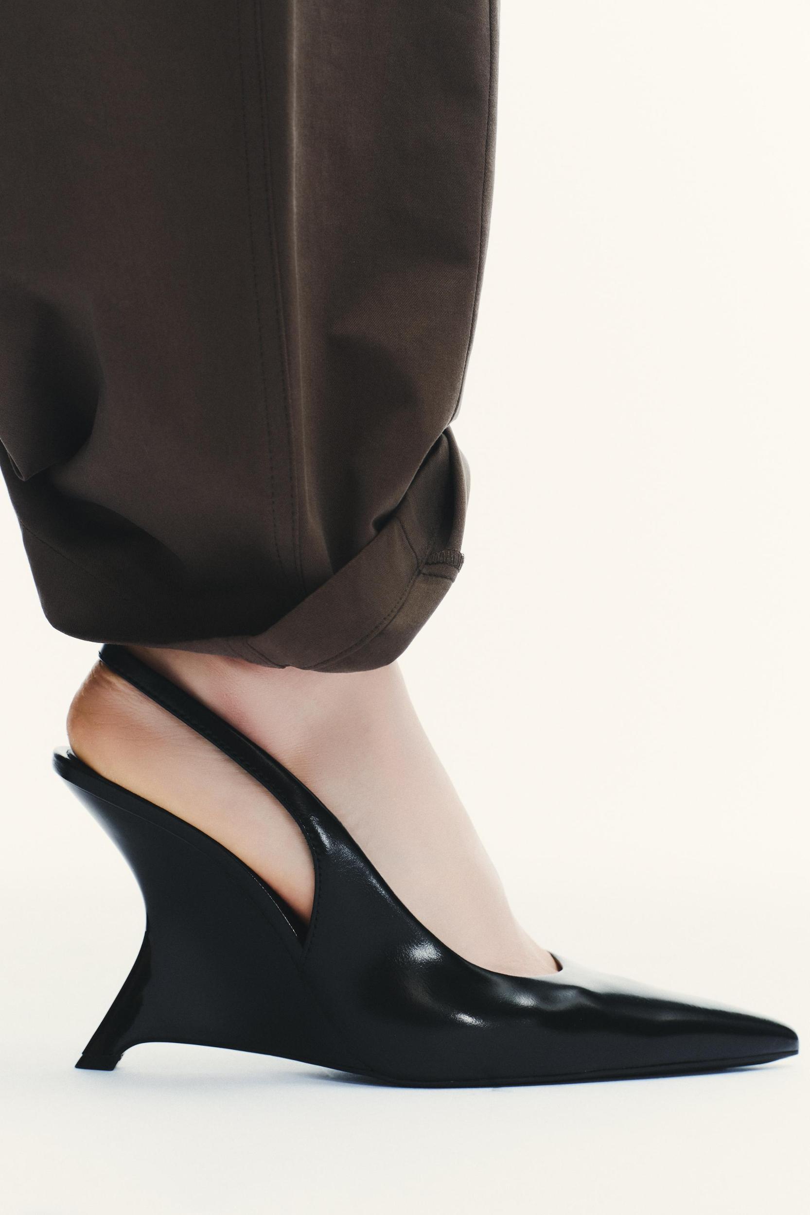 SLINGBACK WEDGE HEELS Product Image