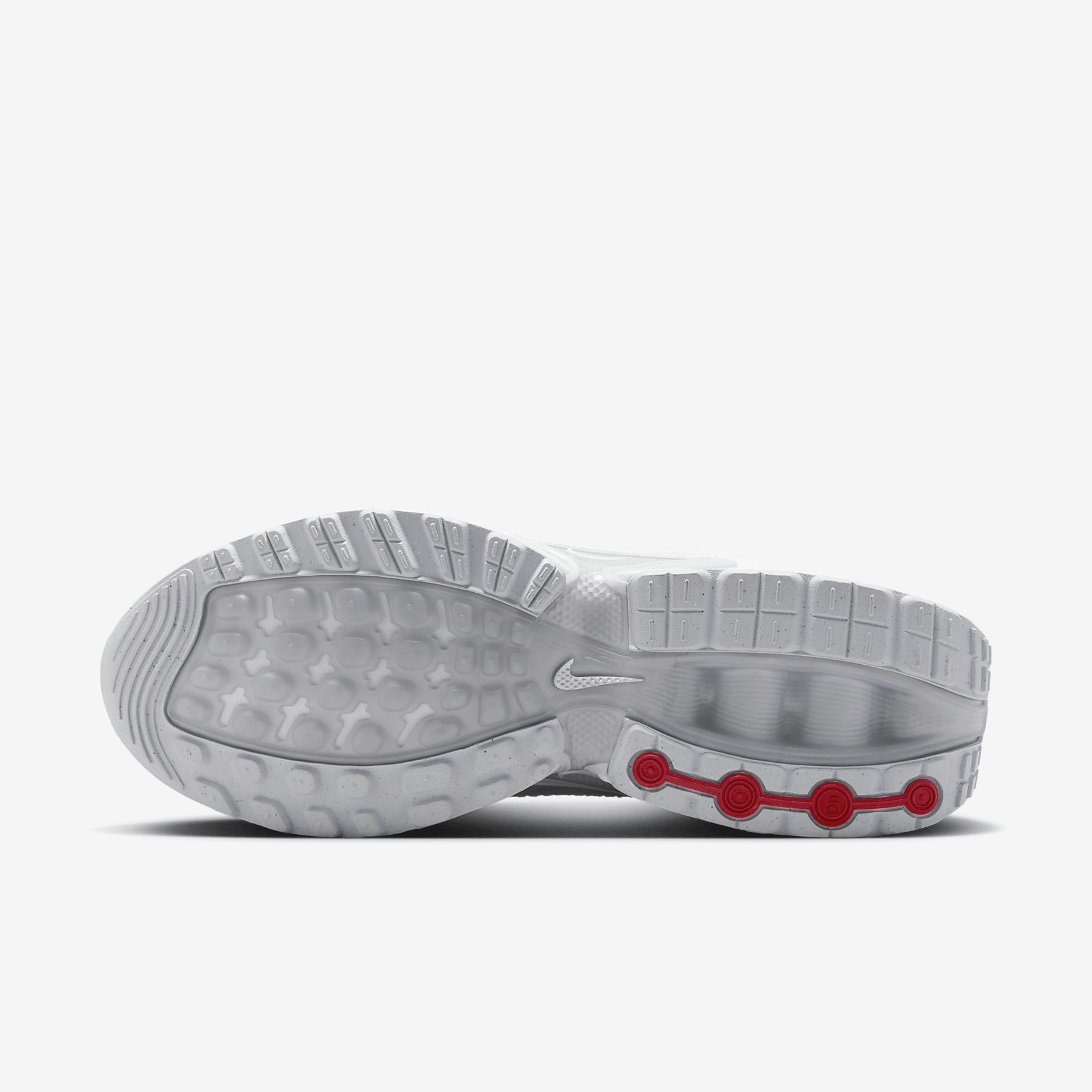 Nike Womens Air Max Dn Shoes | FJ3145-102 Product Image