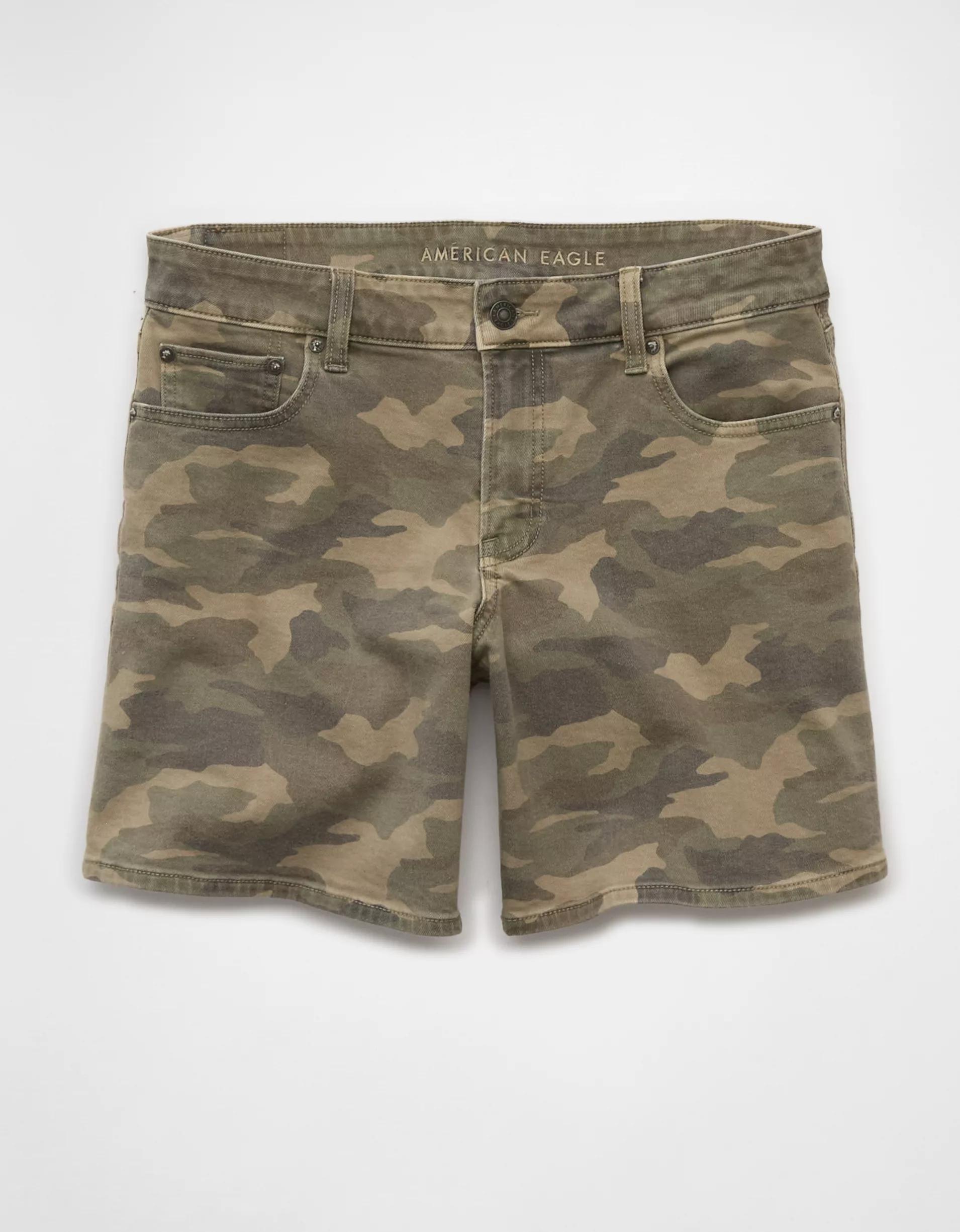 AE 8" Stretch Low-Rise Camo Baggy Short Product Image