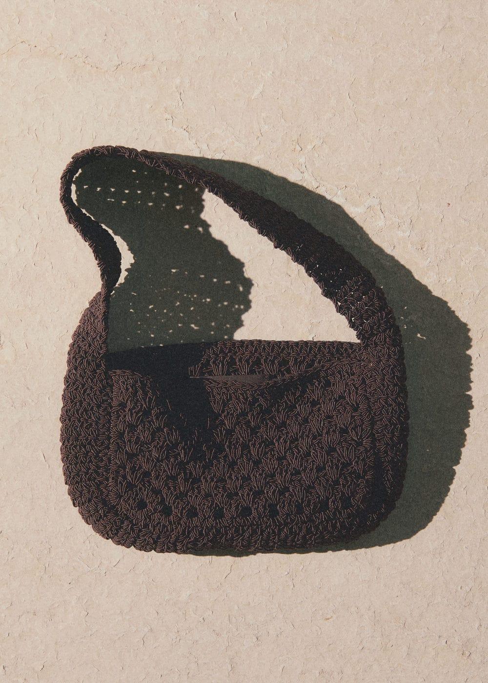 Crochet handbag - Women | MANGO USA Product Image