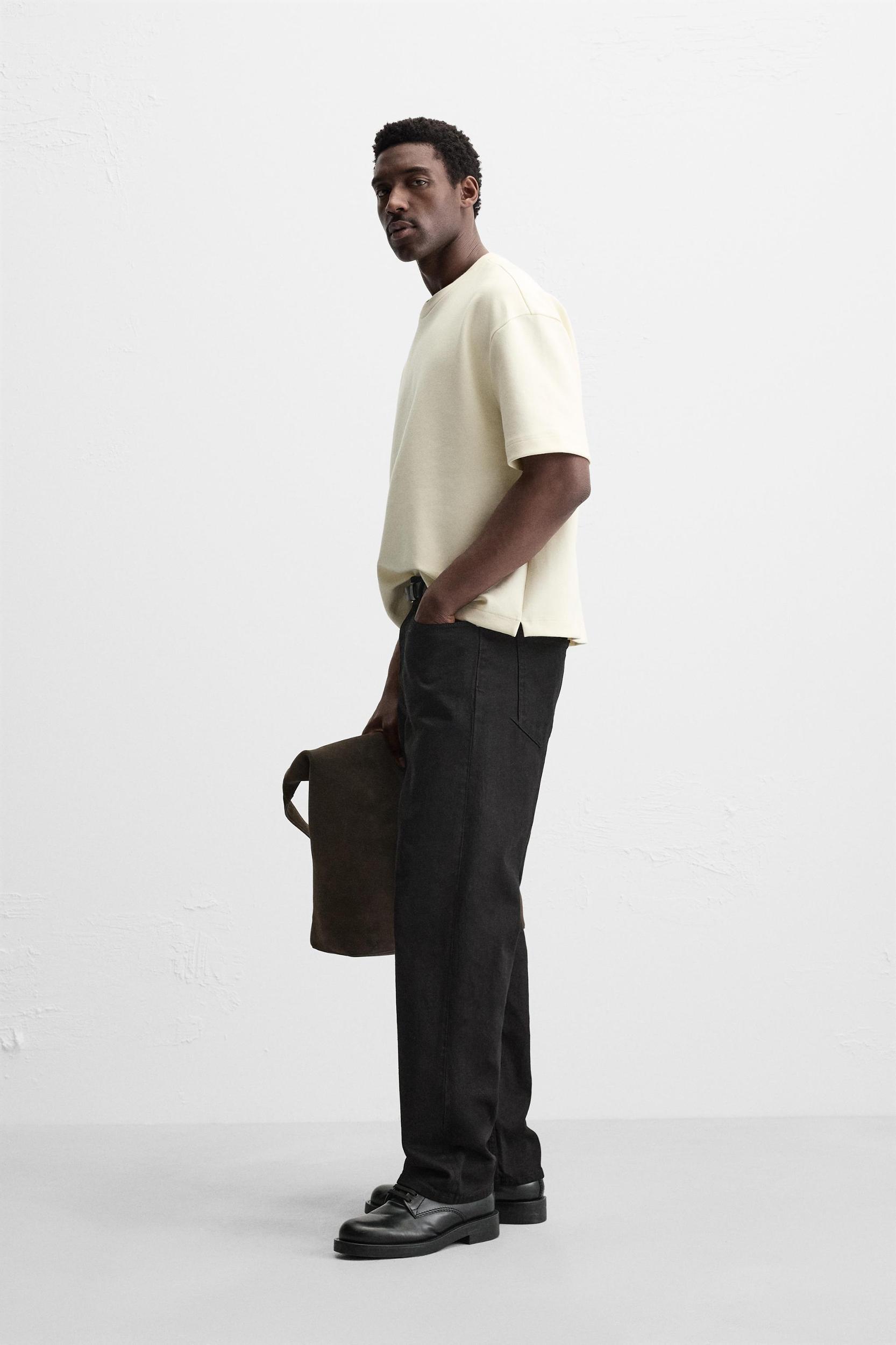 EMBOSSED PRINT T-SHIRT Product Image