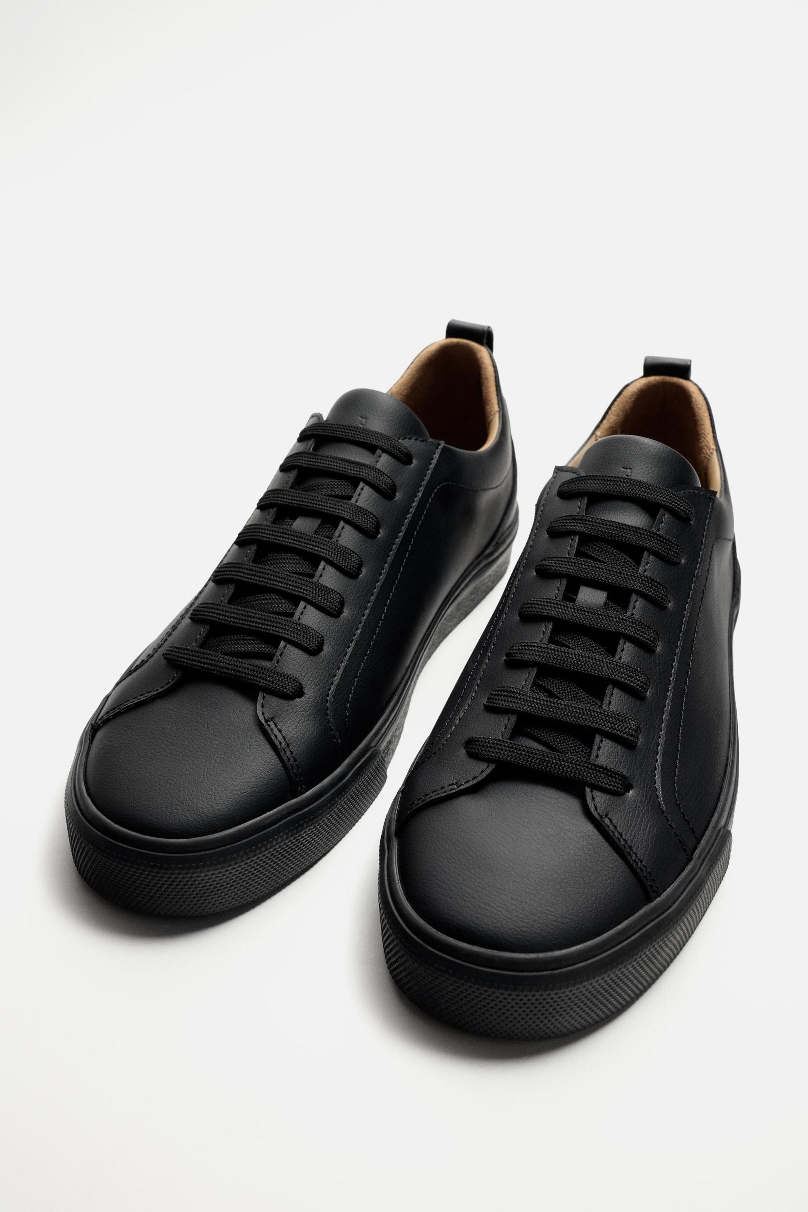 BASIC SNEAKERS Product Image
