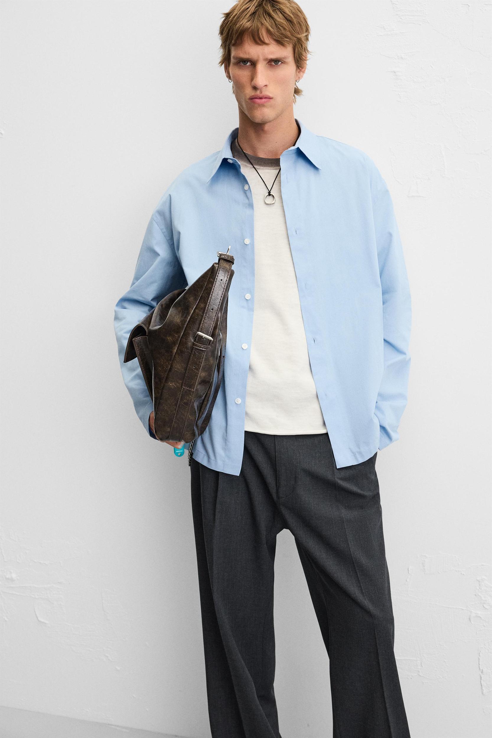 RELAXED FIT PLEATED SHIRT Product Image