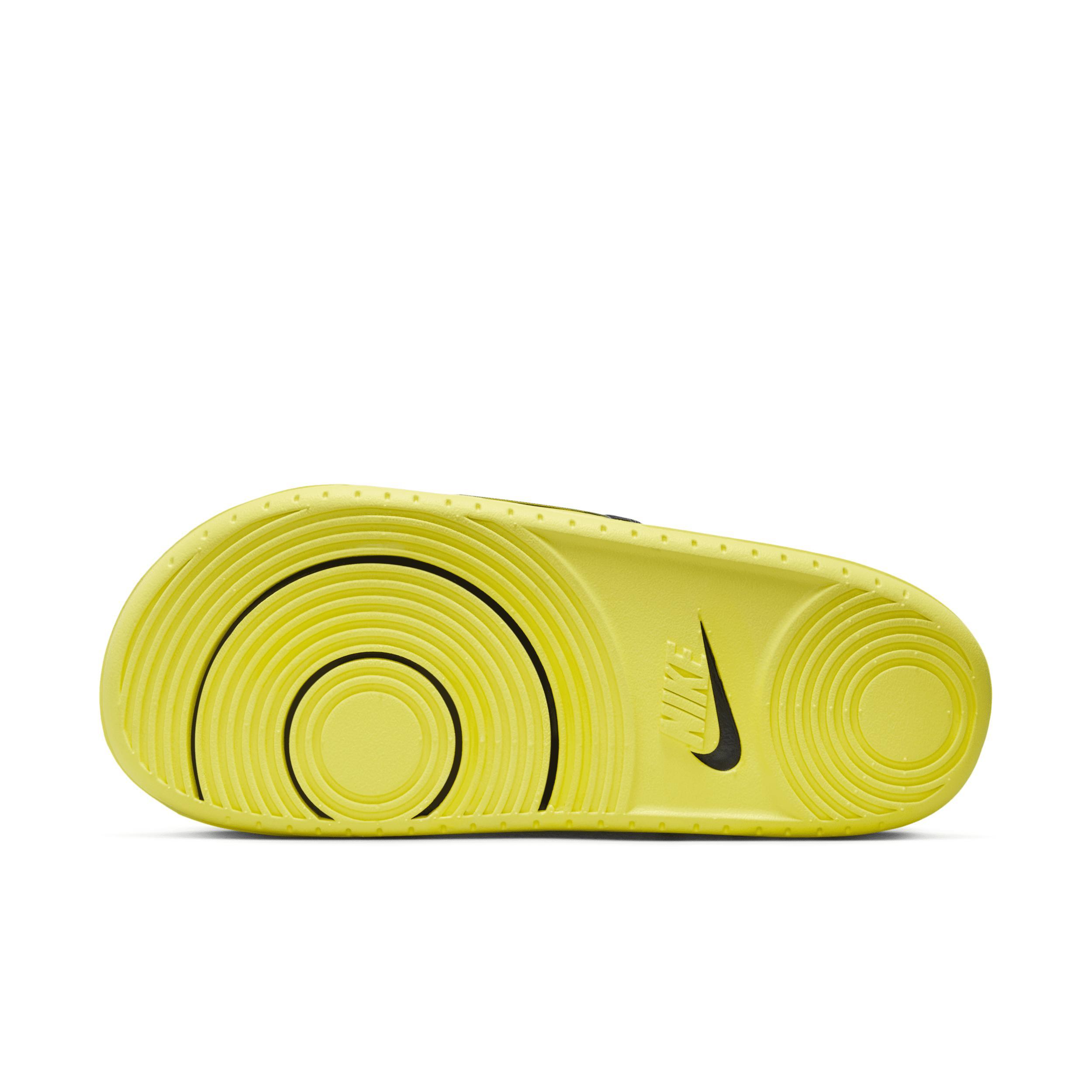 Nike Men's College Offcourt (Oregon) Slides Product Image