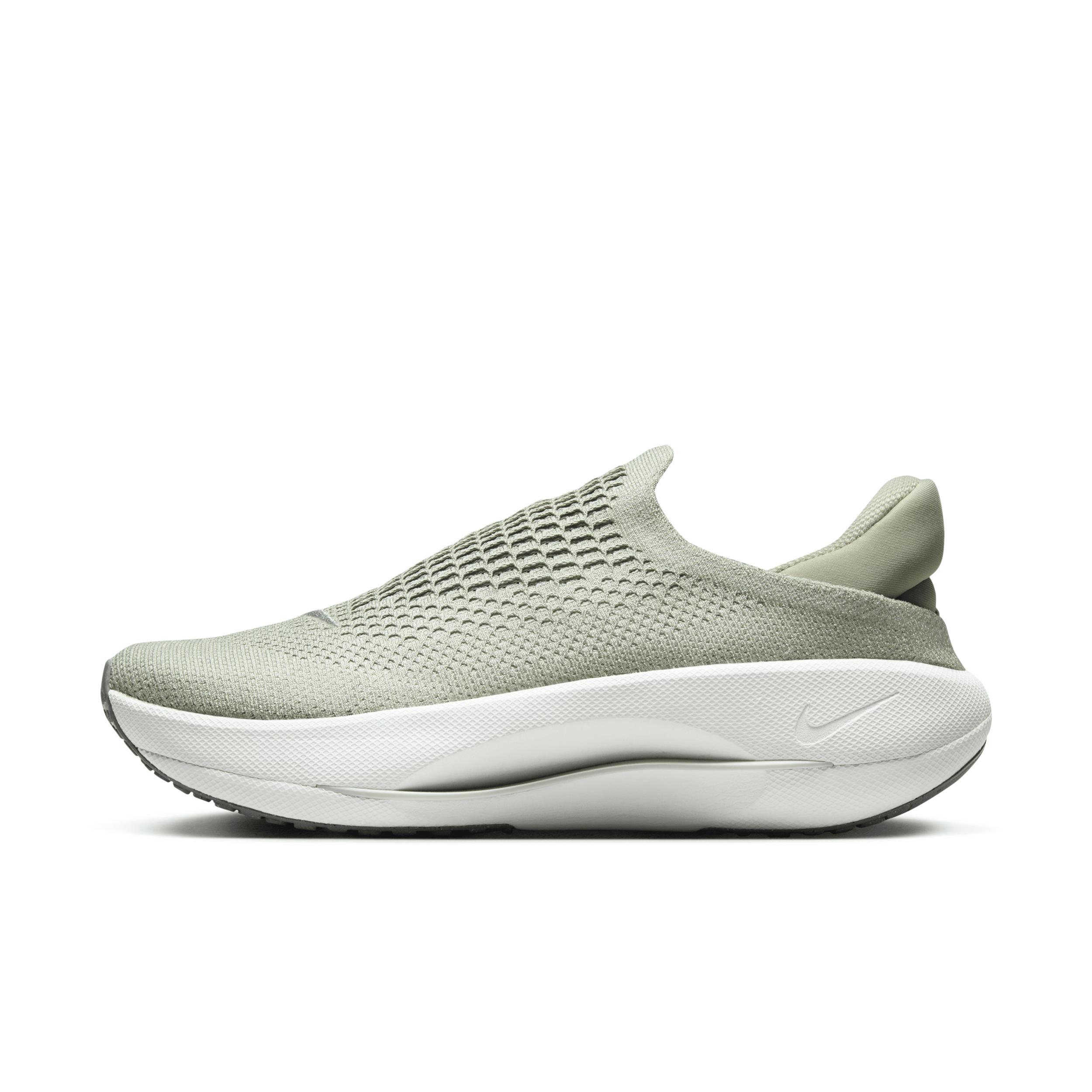 Nike Reina EasyOn Women's Shoes Product Image