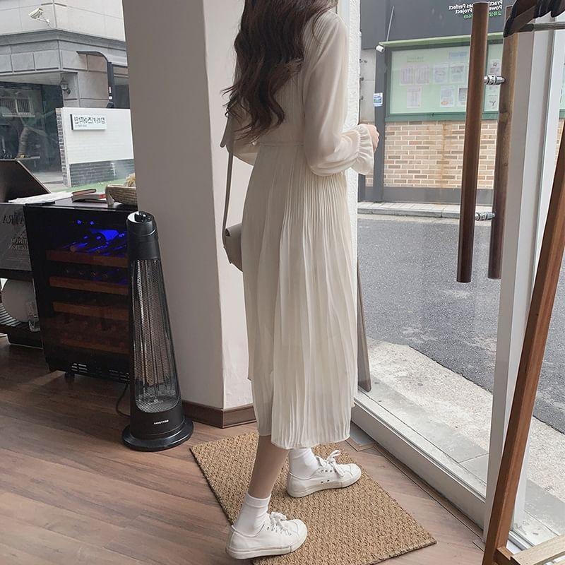 Puff-Sleeve Ruffle Trim Plain Shirred Midi A-Line Dress Product Image