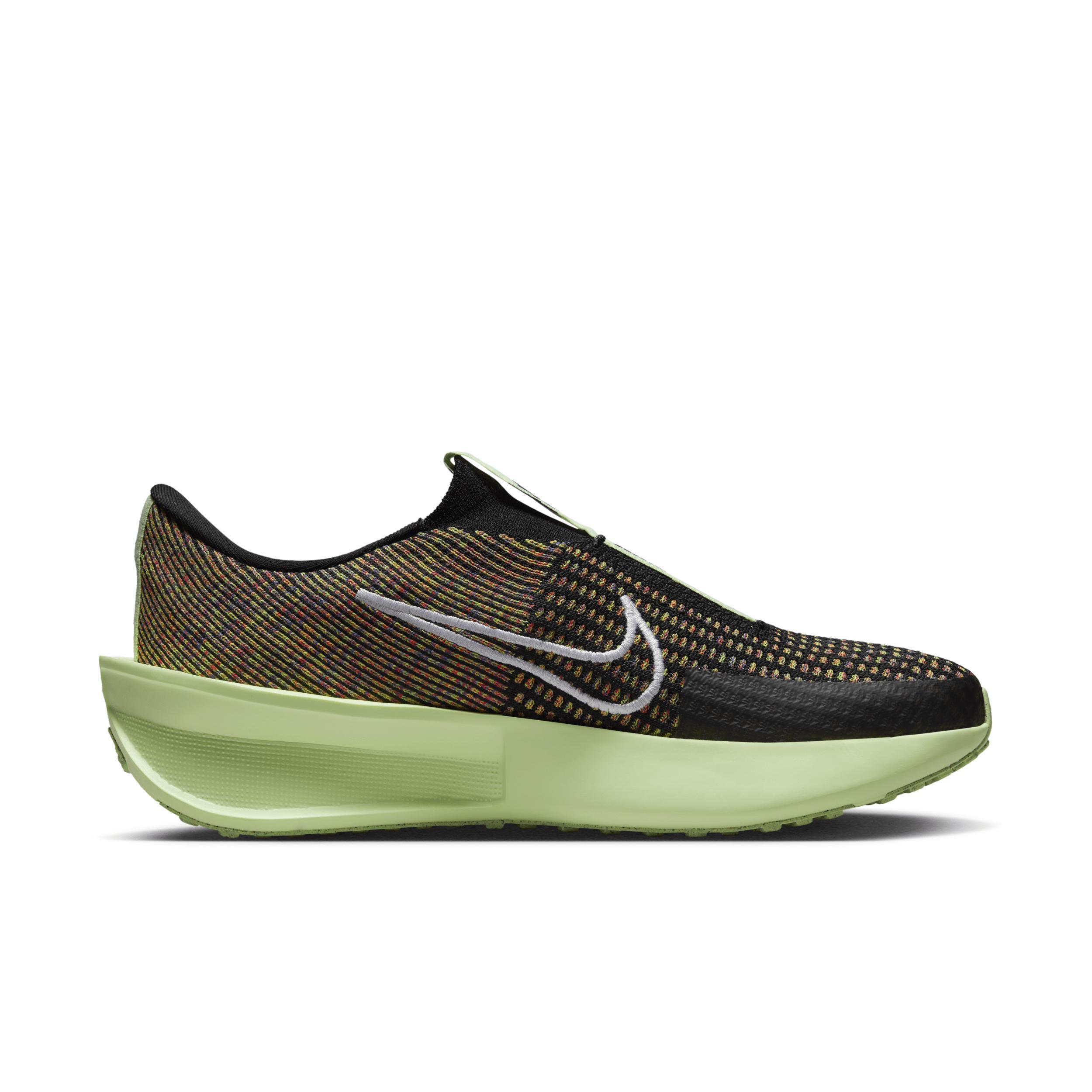 Nike Men's Interact Run EasyOn SE Road Running Shoes Product Image