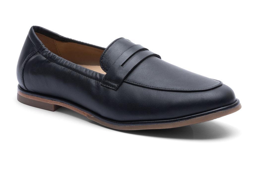 Strada Loafer Female Product Image