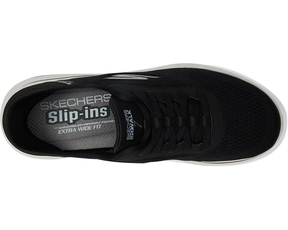 Go Walk Flex - Hands Up Hands Free Slip-Ins Product Image