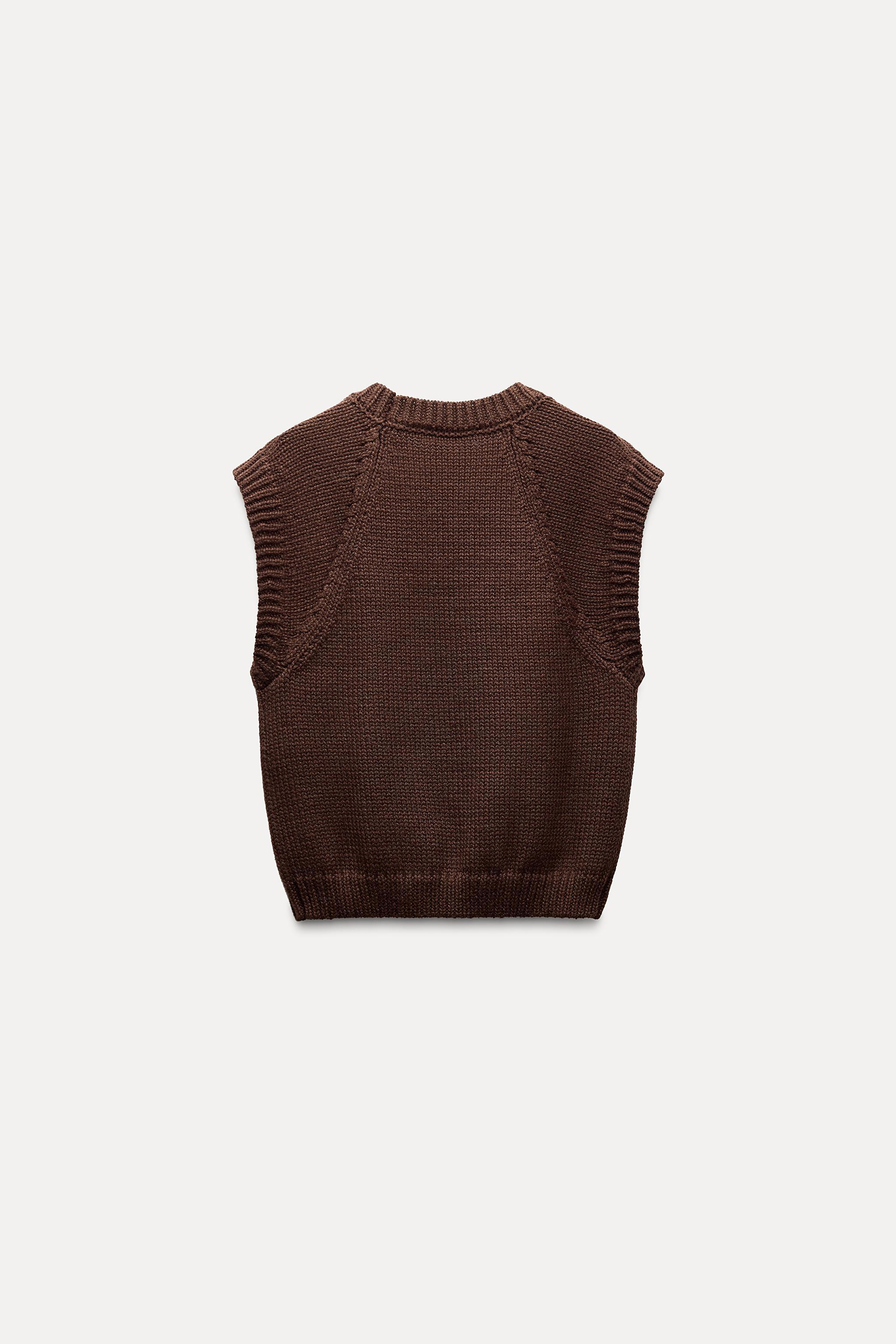 PLAIN KNIT SWEATER VEST Product Image