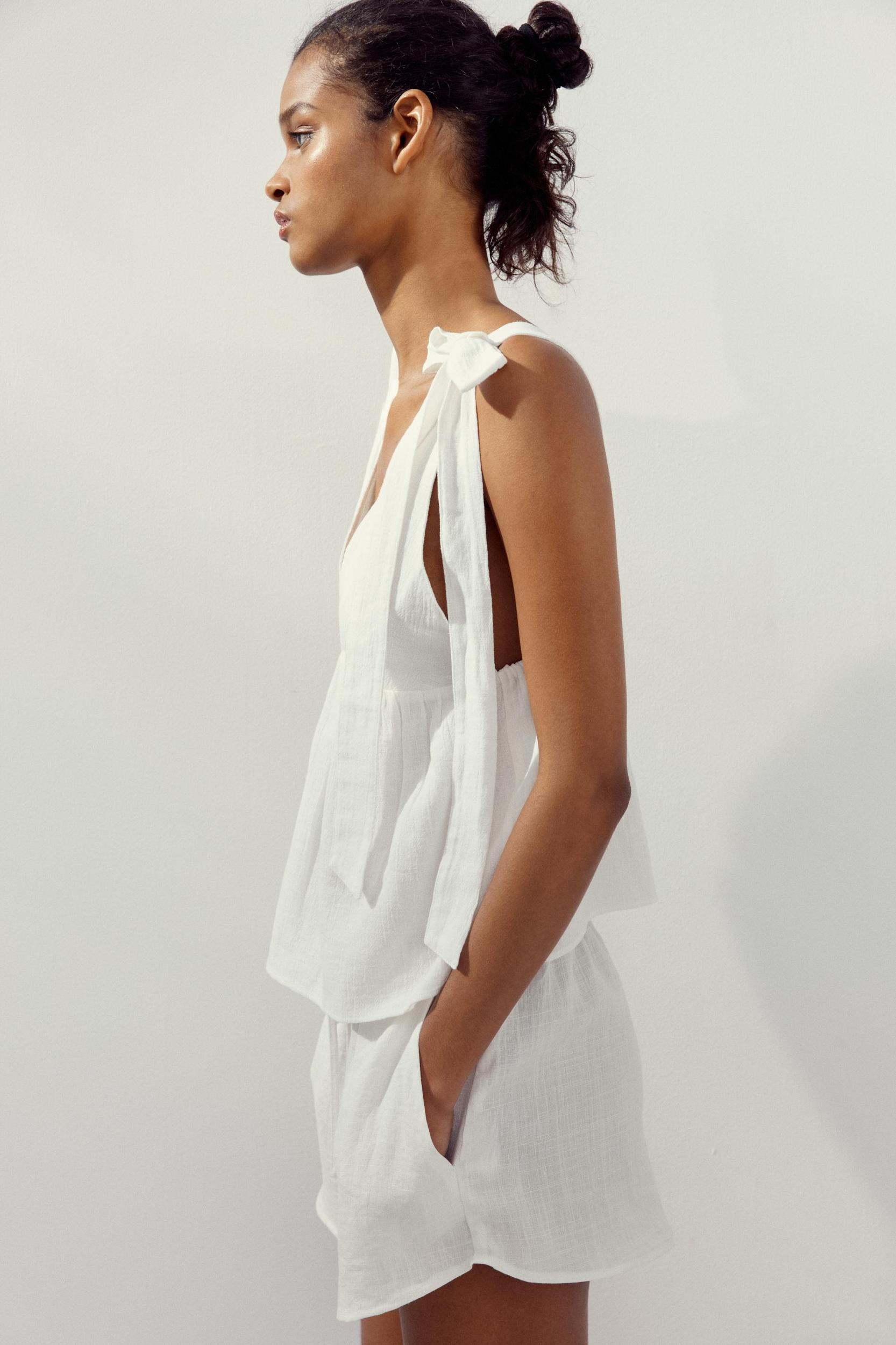 BOW TOP Product Image