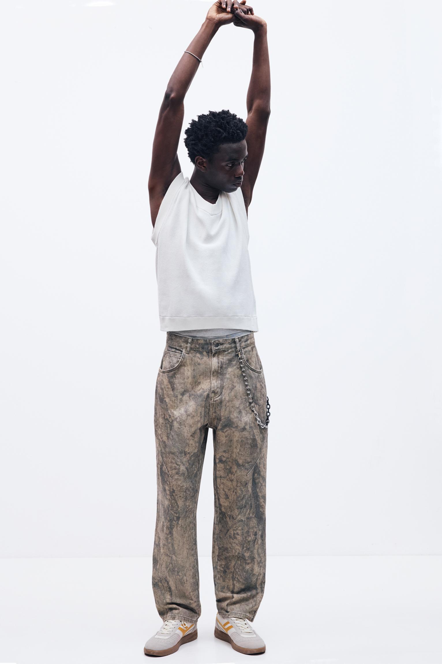 Printed baggy pants Product Image