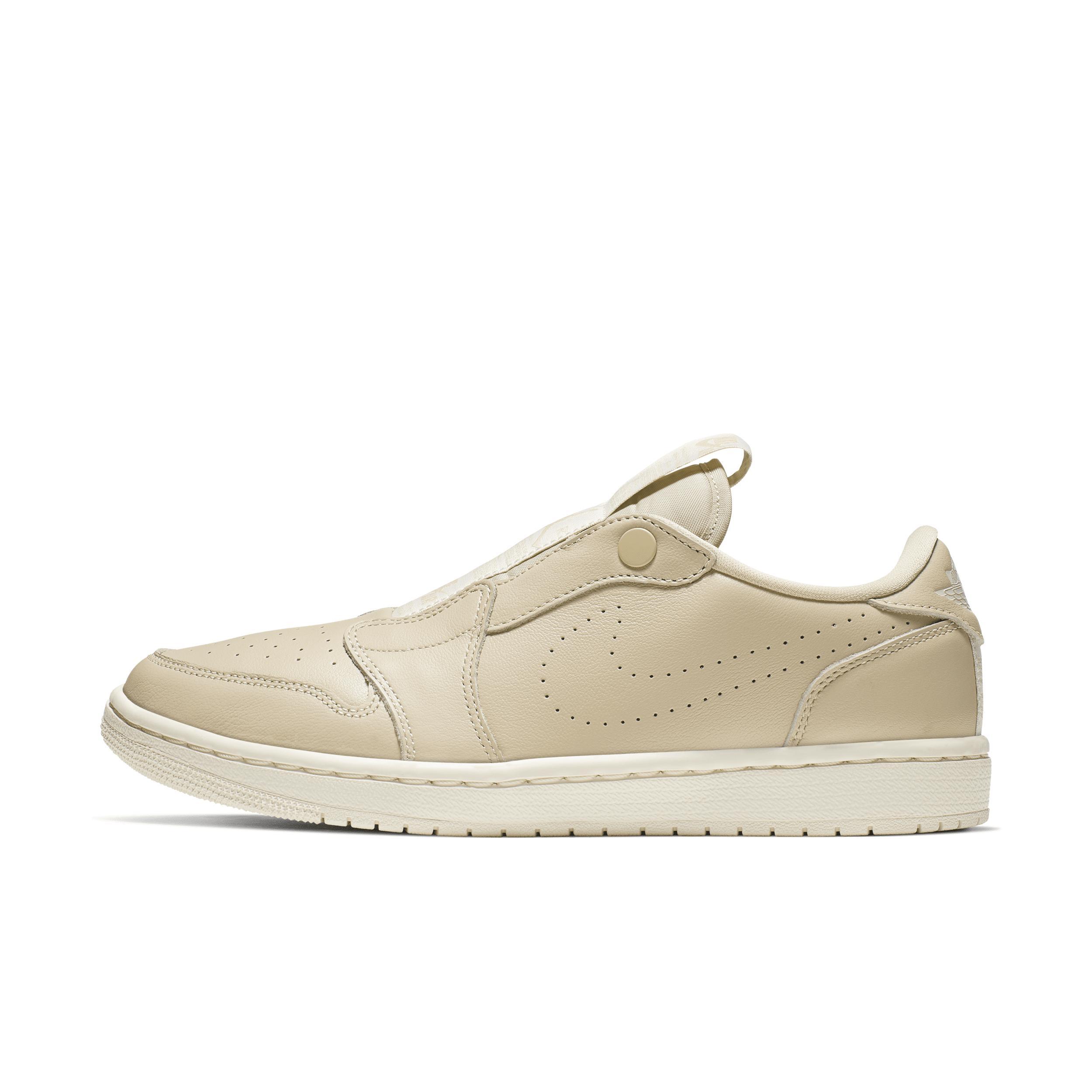 Air Jordan 1 Retro Low Slip Women's Shoes Product Image