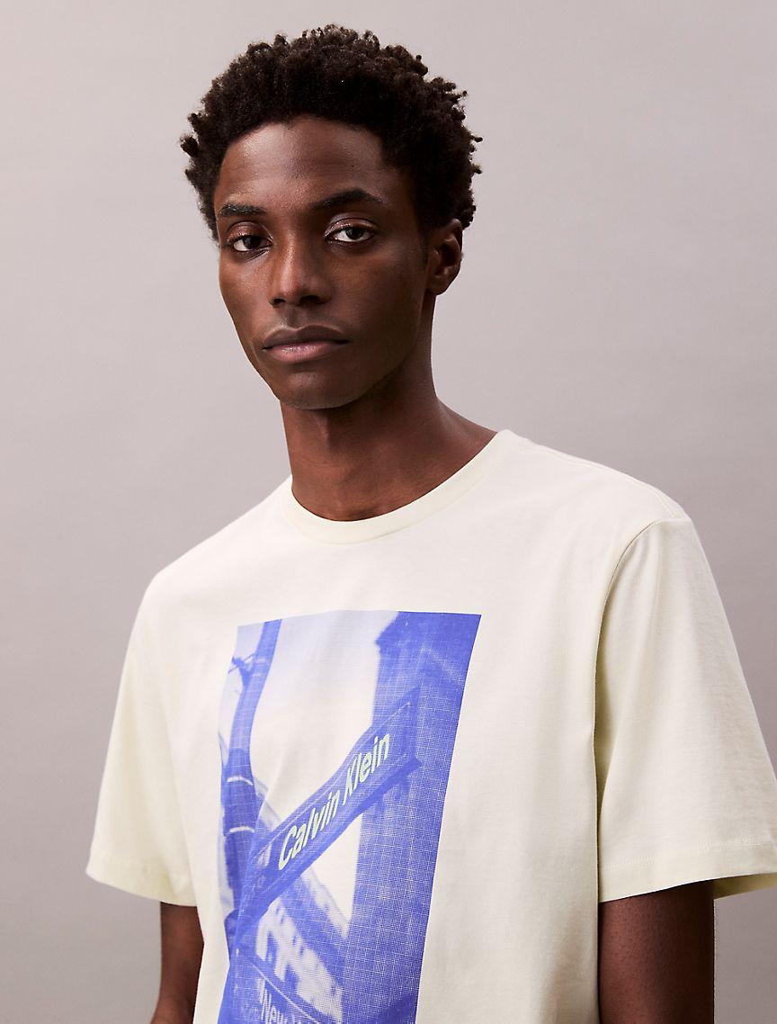 Logo Street Graphic Classic T-Shirt Product Image