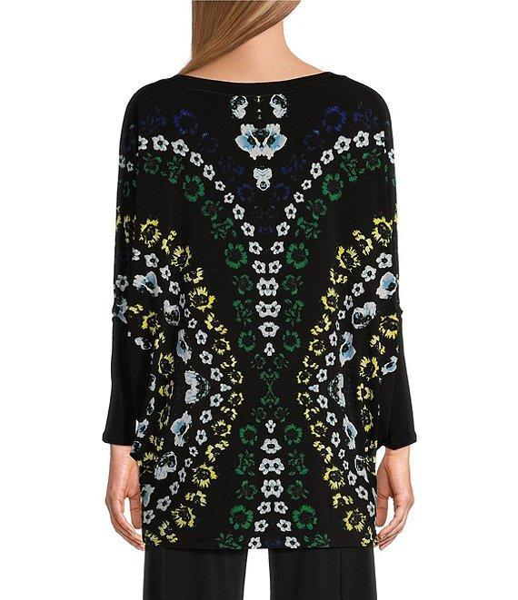 Eva Varro Knit Flower Pattern Scoop Neck Long Batwing Sleeve Tunic Product Image
