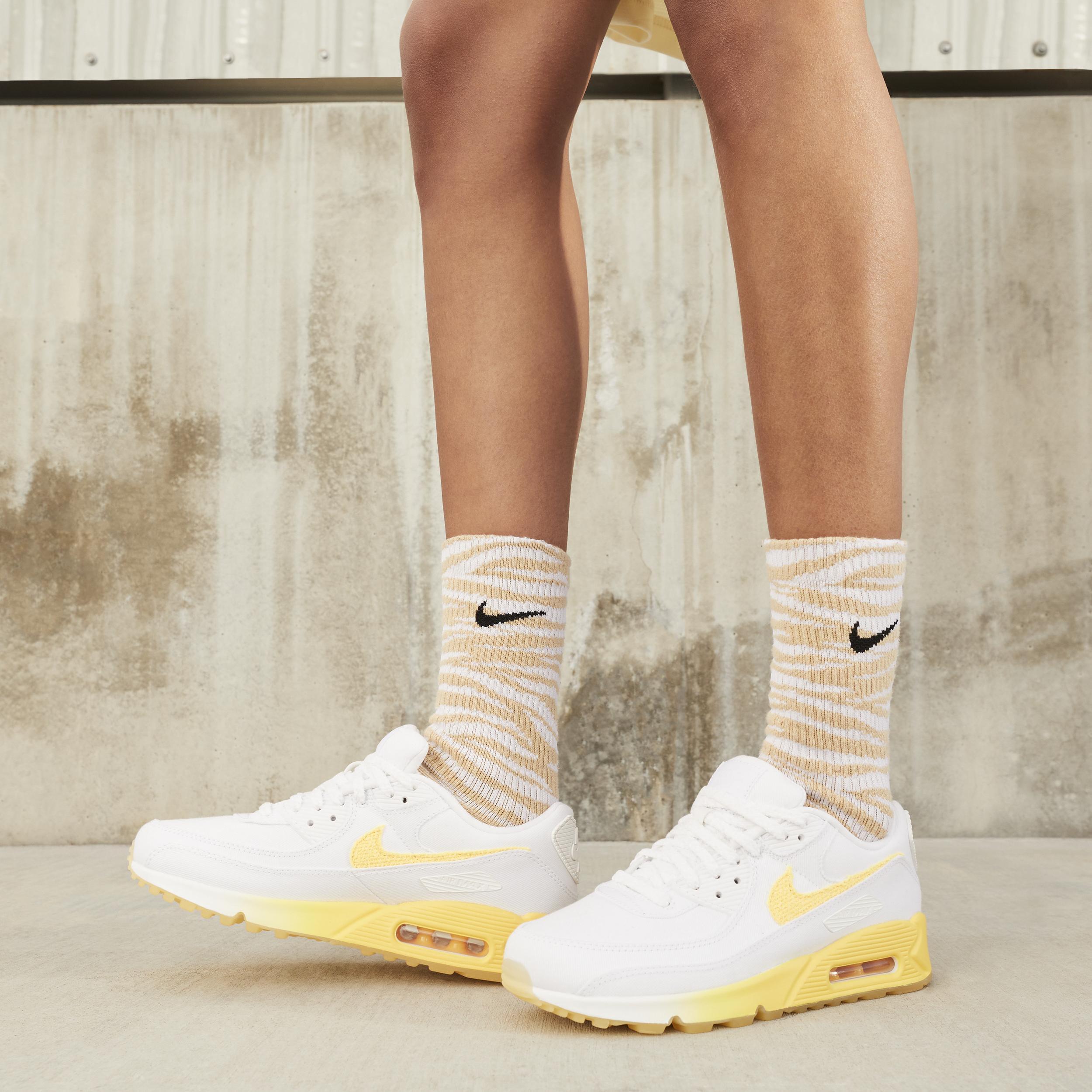 Nike Women's Air Max 90 Shoes Product Image