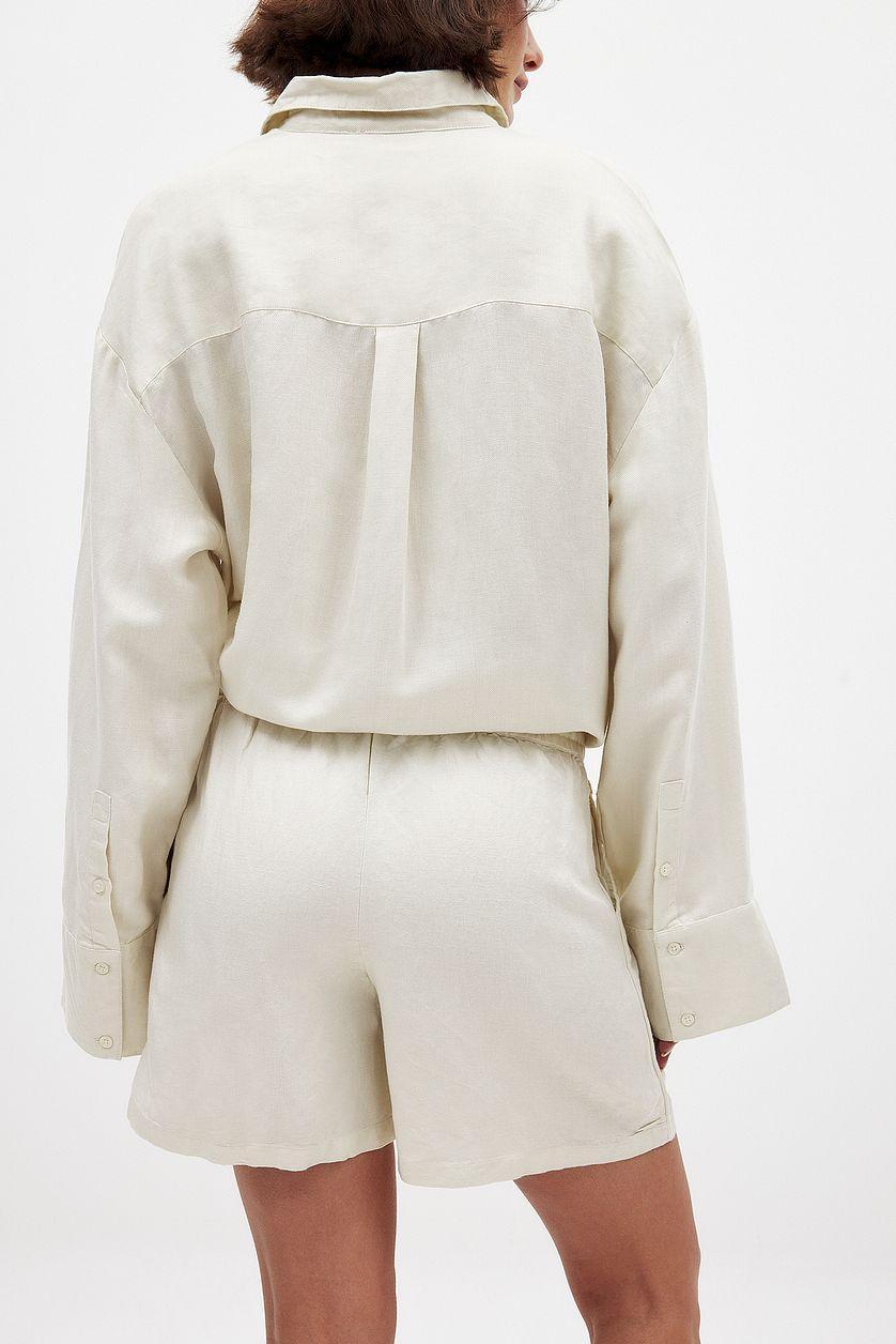 Viscose Blend Wide Mid Waist Shorts Product Image