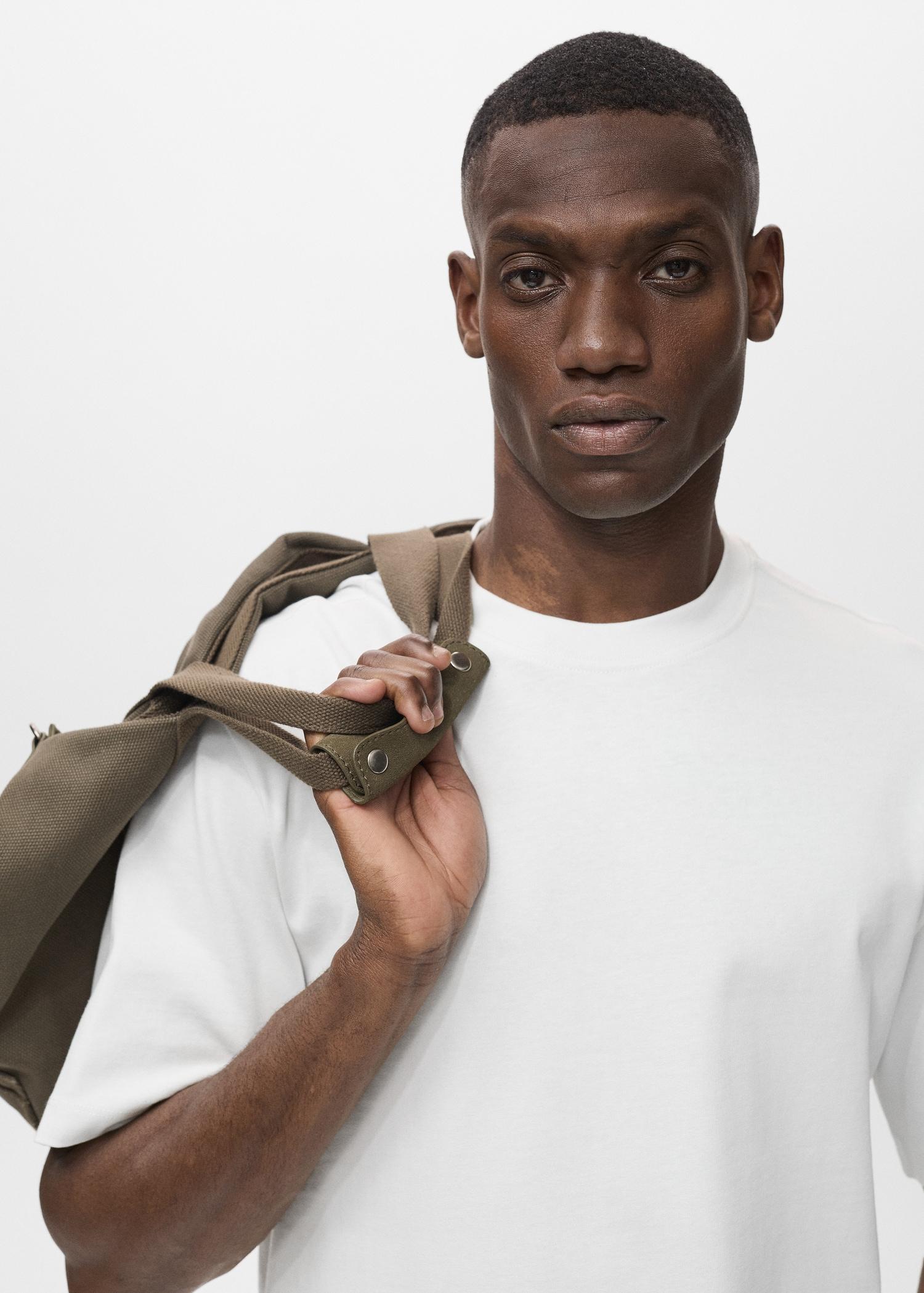 100% cotton relaxed-fit t-shirt - Men | MANGO USA Product Image