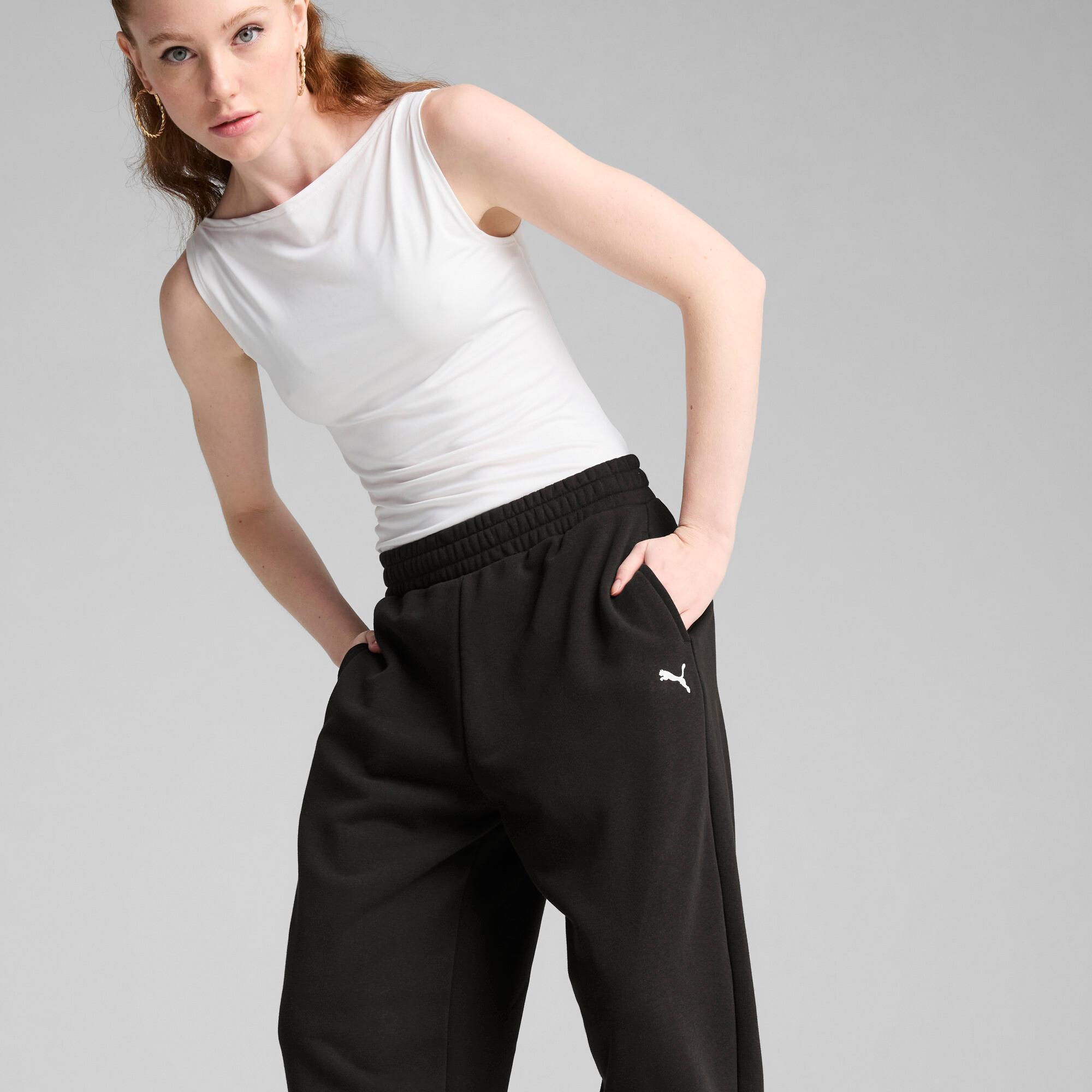 Wardrobe Essentials Women's Relaxed Sweatpants Product Image