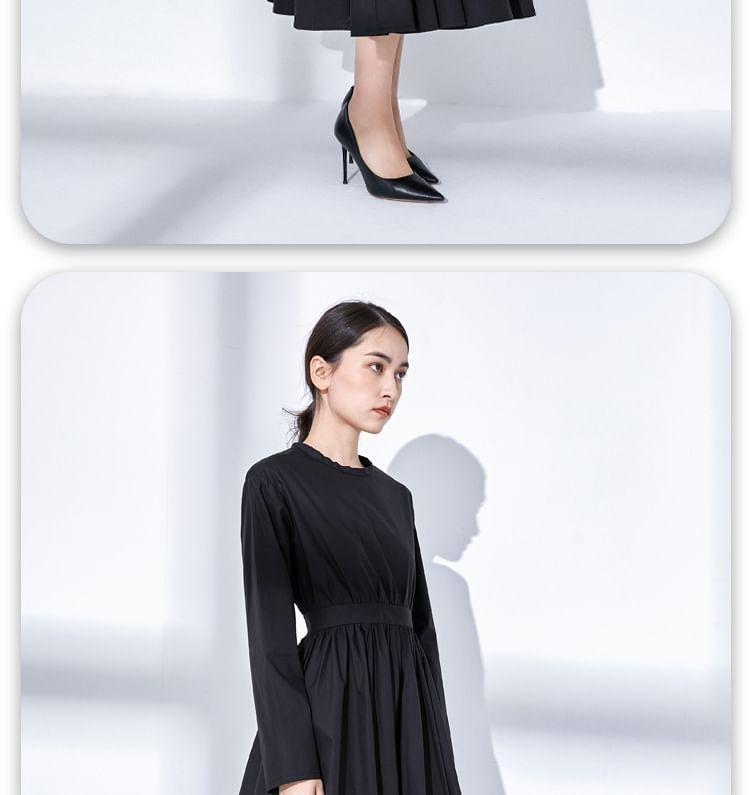 Long-Sleeve Crew Neck Plain Ruched Midi A-Line Dress Product Image