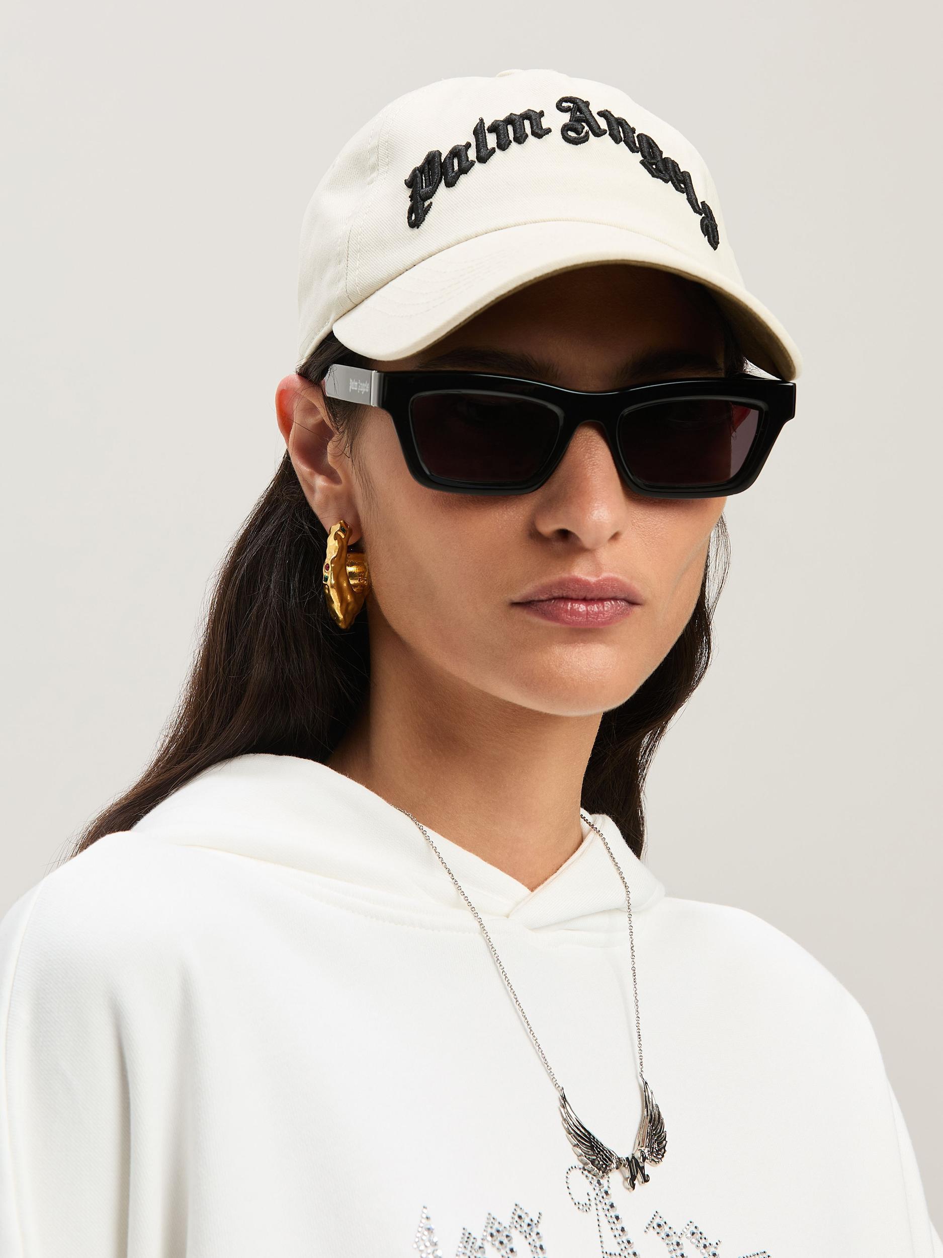 Embroidered Curved Logo baseball cap Product Image