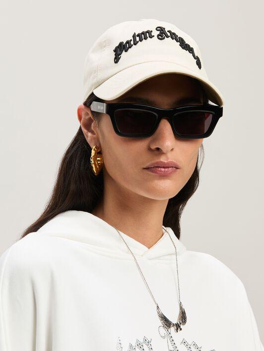 Embroidered Curved Logo baseball cap Product Image