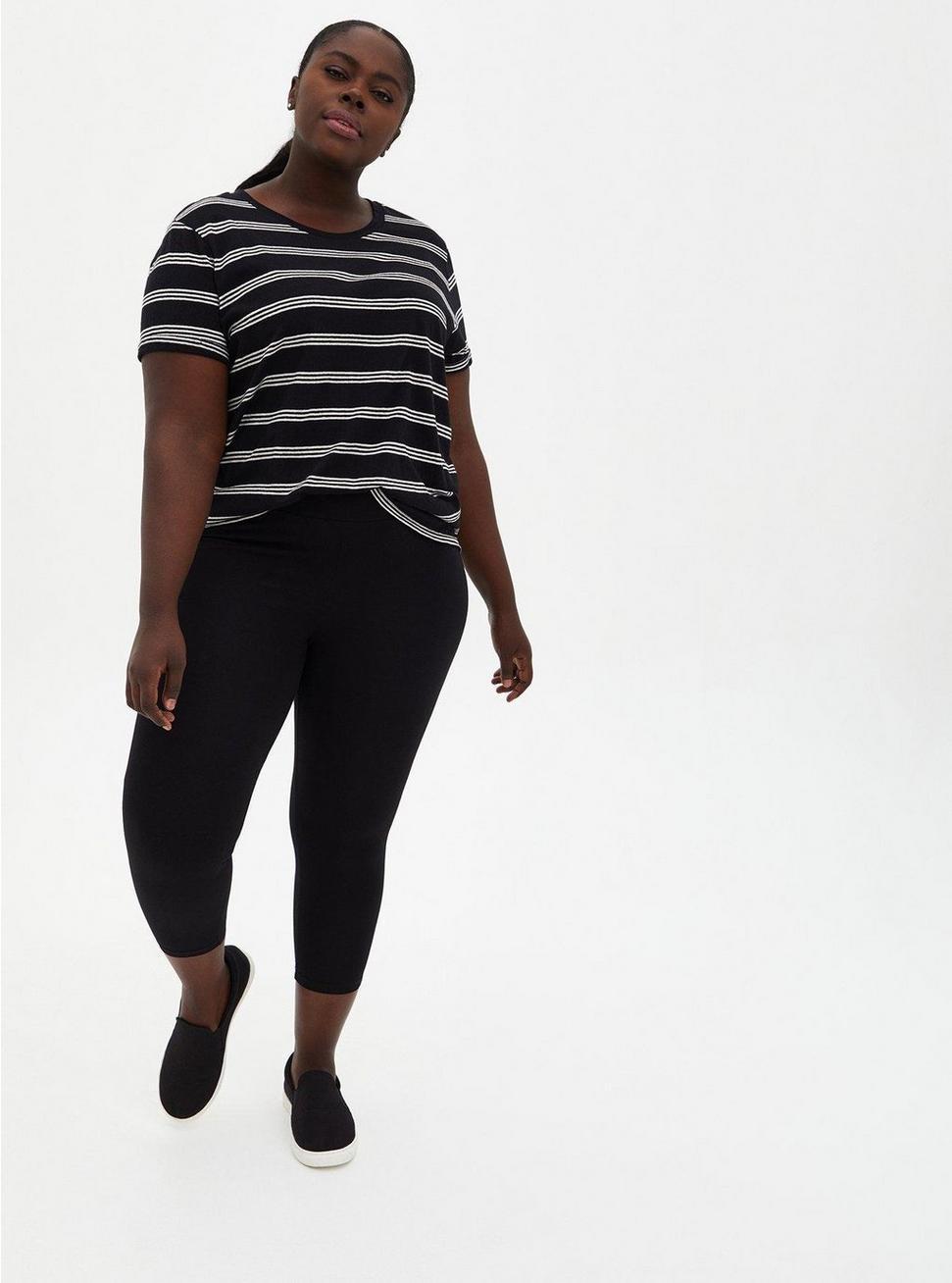 Crop Signature Legging Product Image
