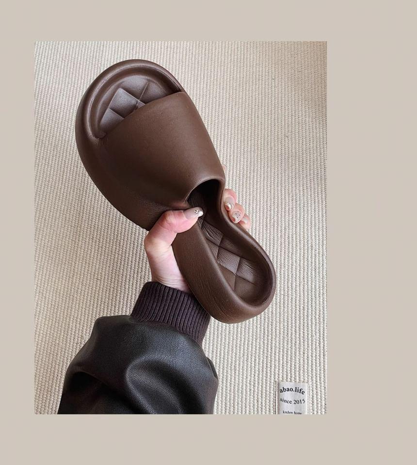 Plain Home Slippers Product Image