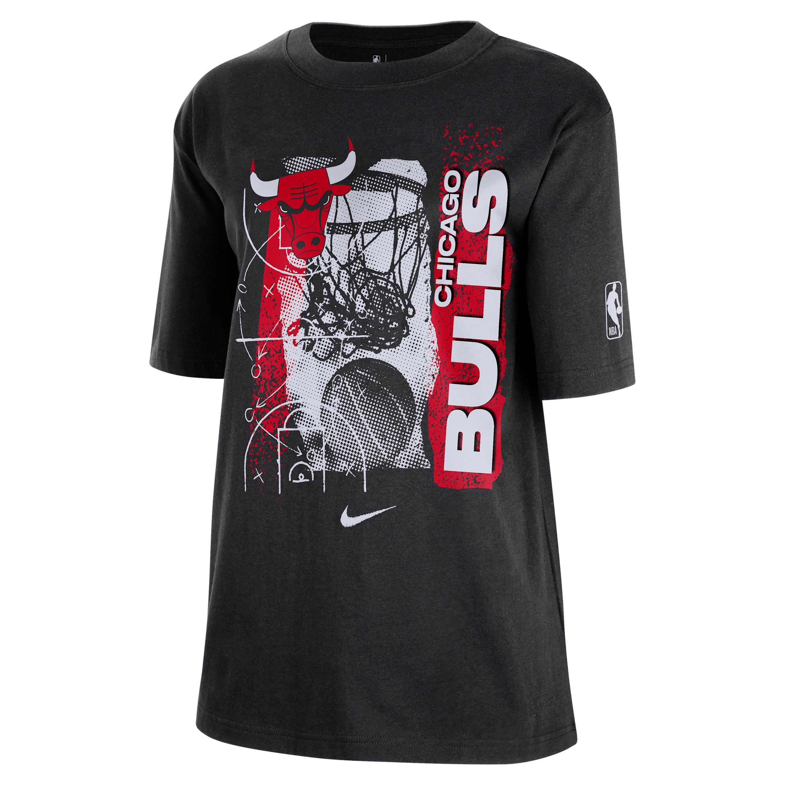 Chicago Bulls Courtside Nike Women's NBA T-Shirt Product Image