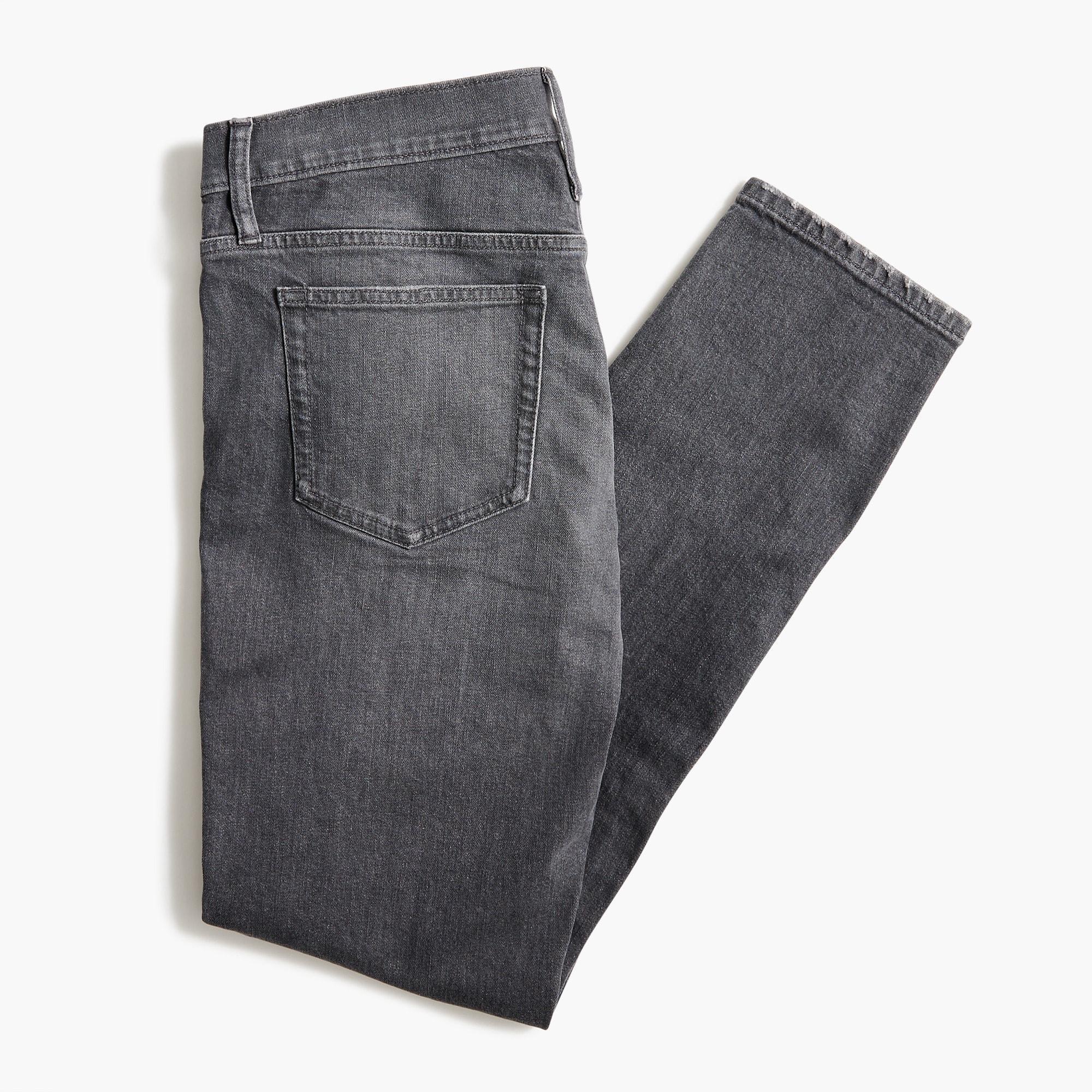 Slim-fit grey jean in signature flex Product Image