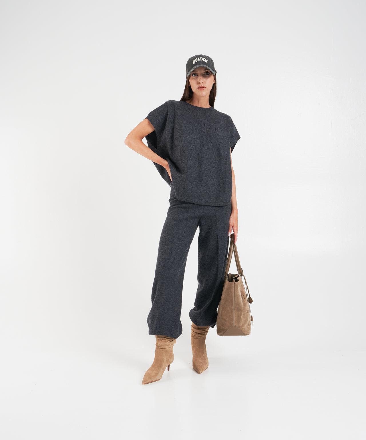 Knitted palazzo pants Product Image