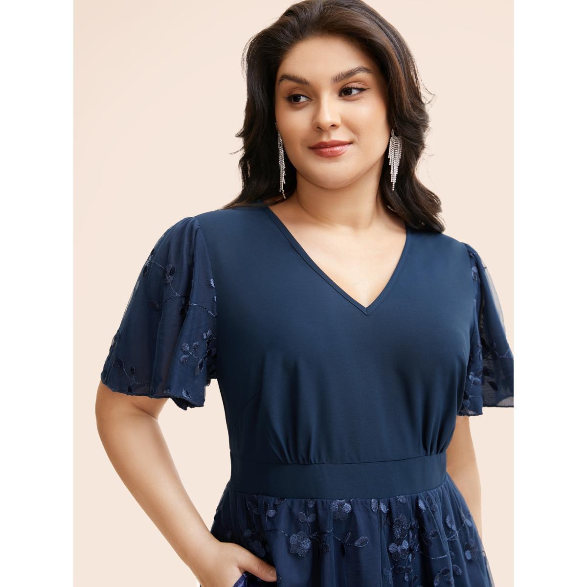 Plus Size Floral Embroidered Mesh Patchwork Midi Dress Indigo Women Formal Texture V-neck Short sleeve Curvy BloomChic 22-24/3X Product Image
